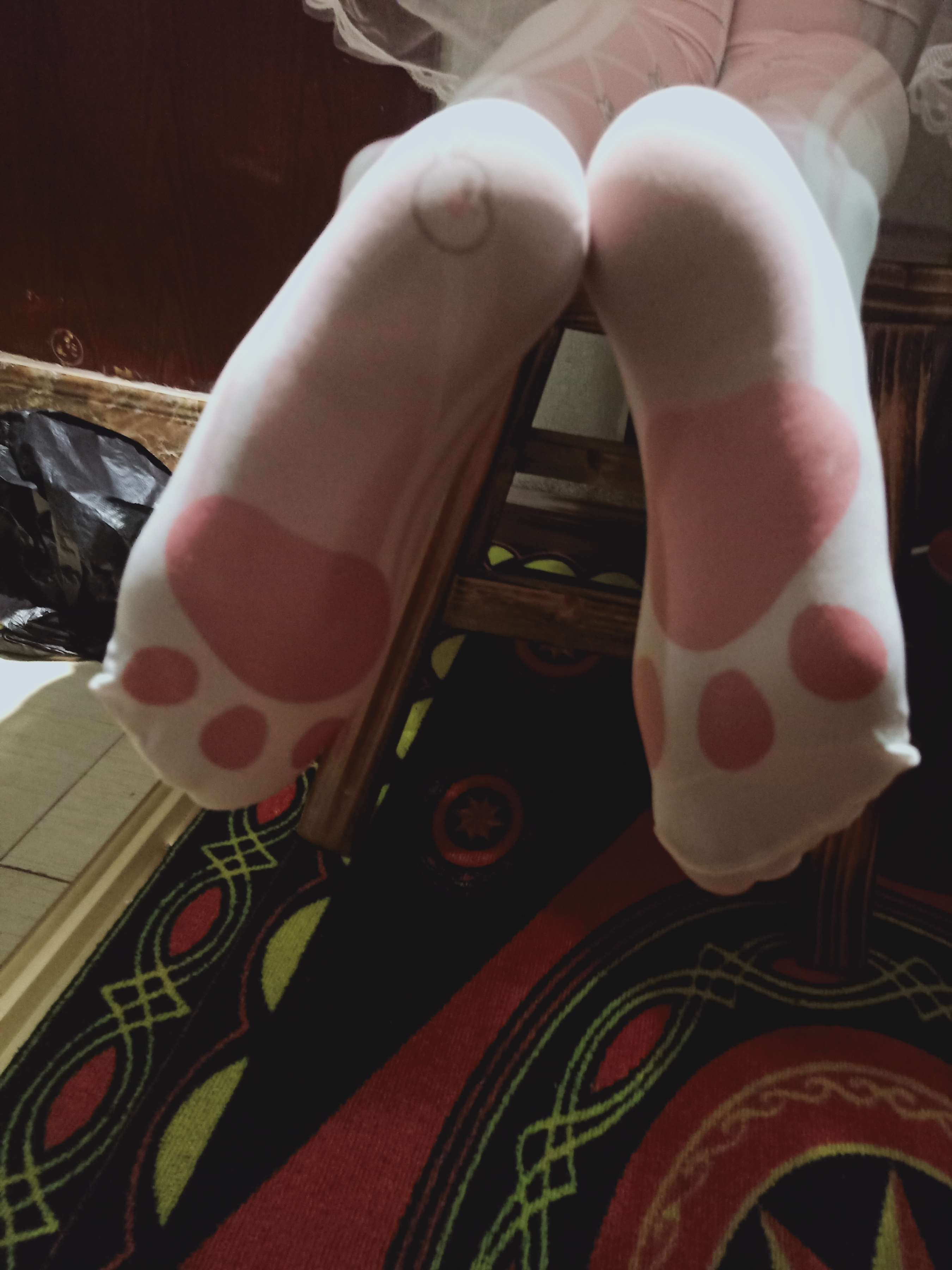 《少女白丝足》作品图