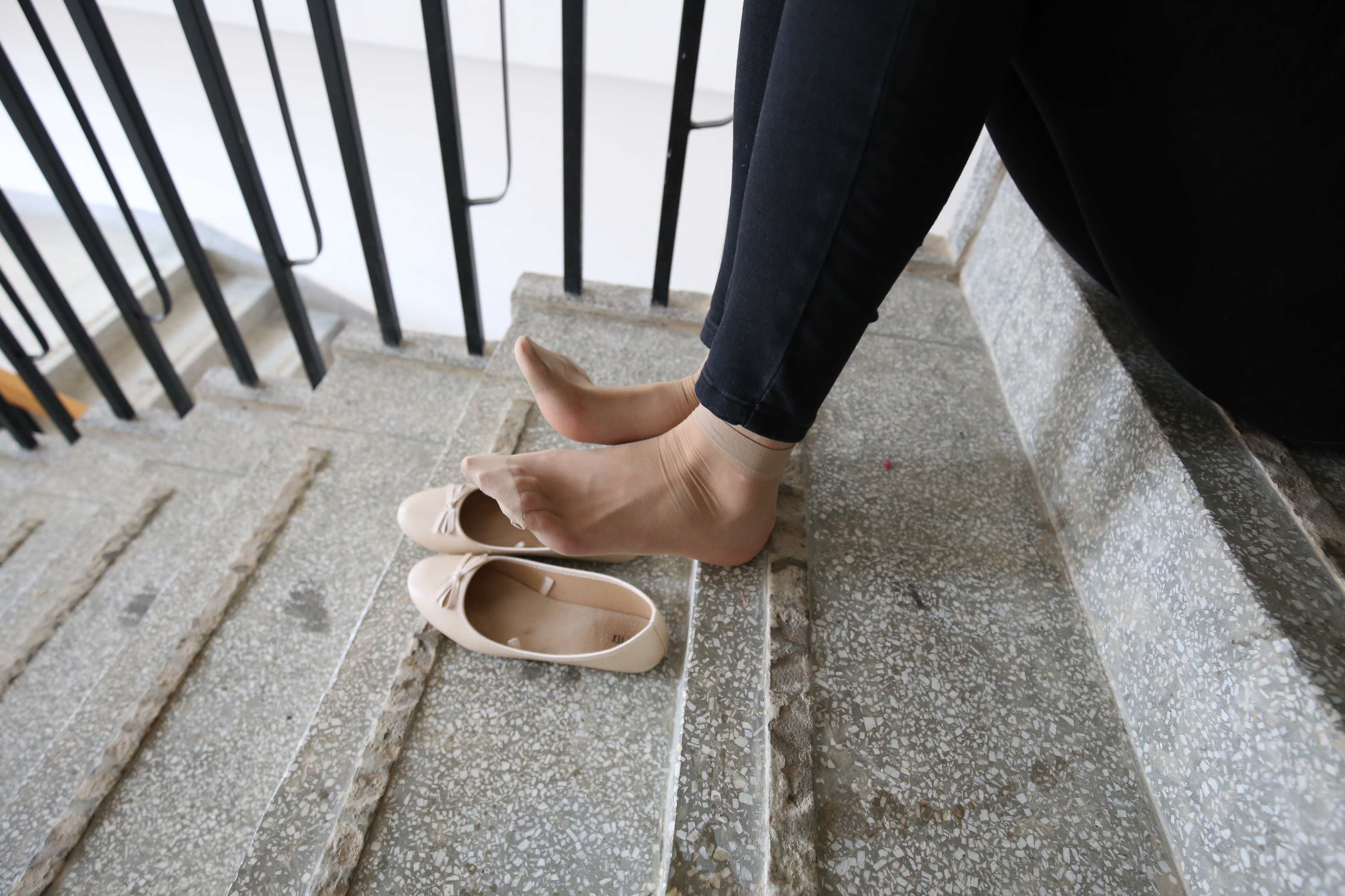 《黑色休闲裤の肉丝脚丫+视频一部》作品图