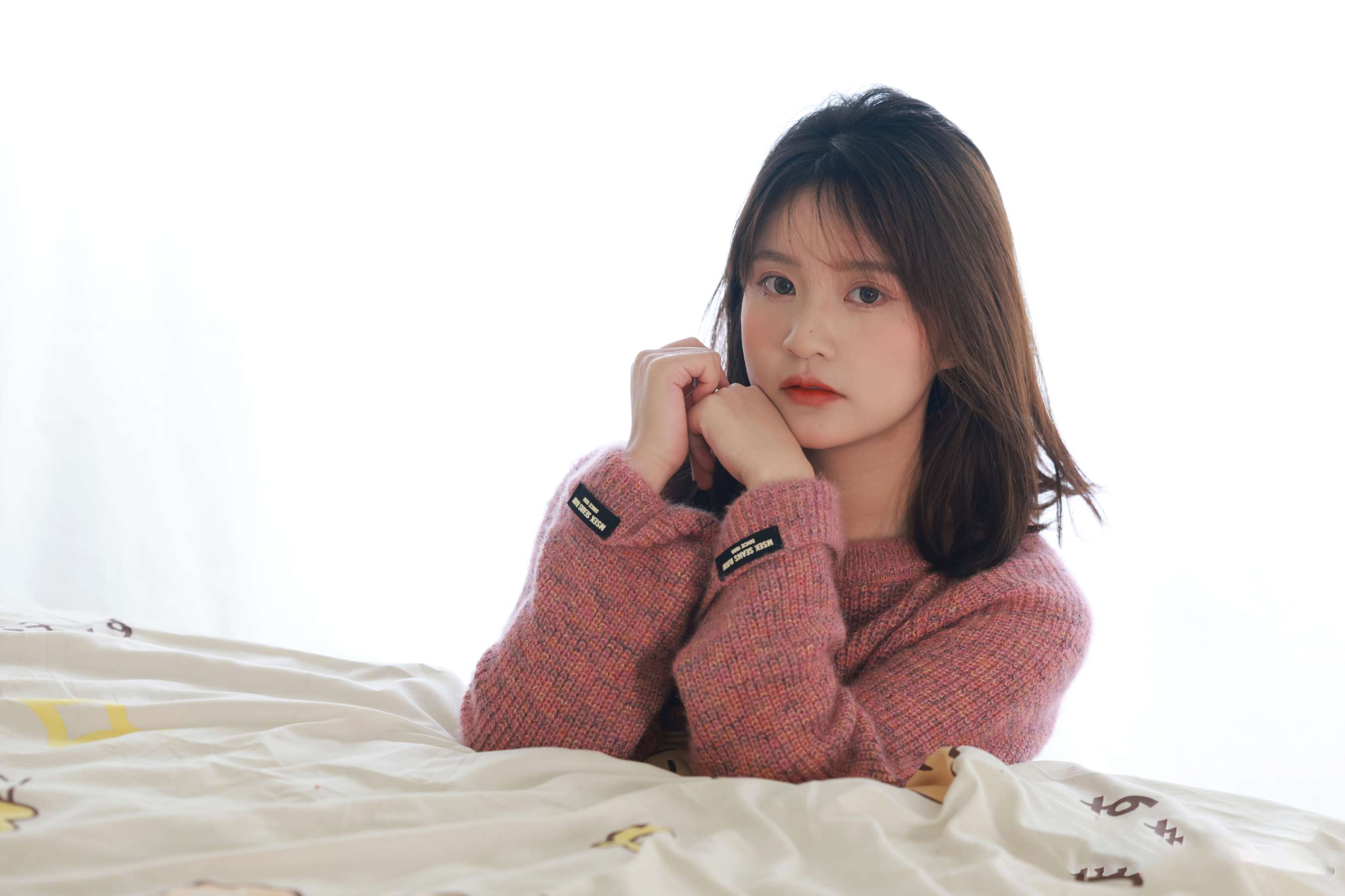 《小点心 牛仔の棉袜足》作品图