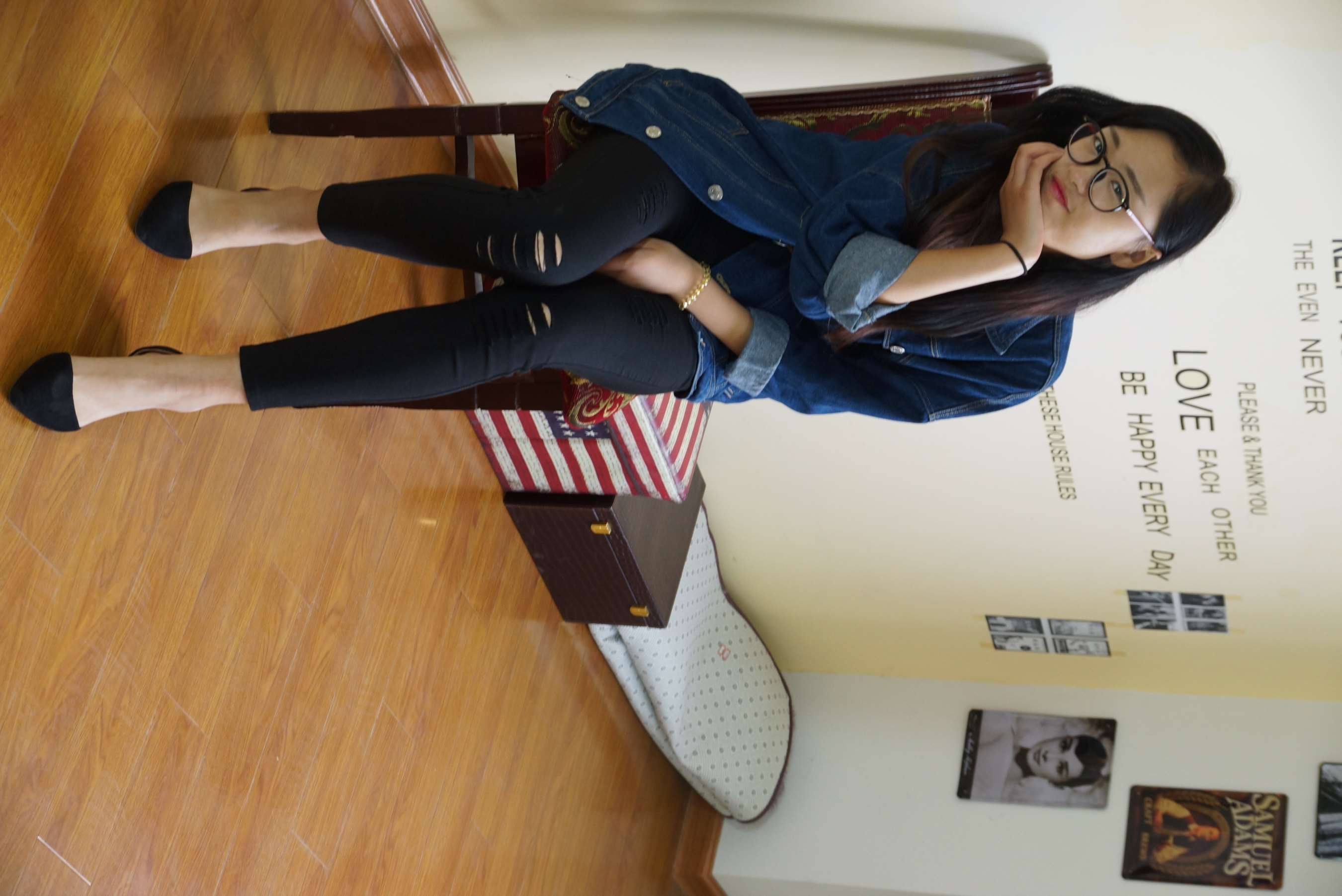 《度数太深看不清自己的脚型有多美》作品图