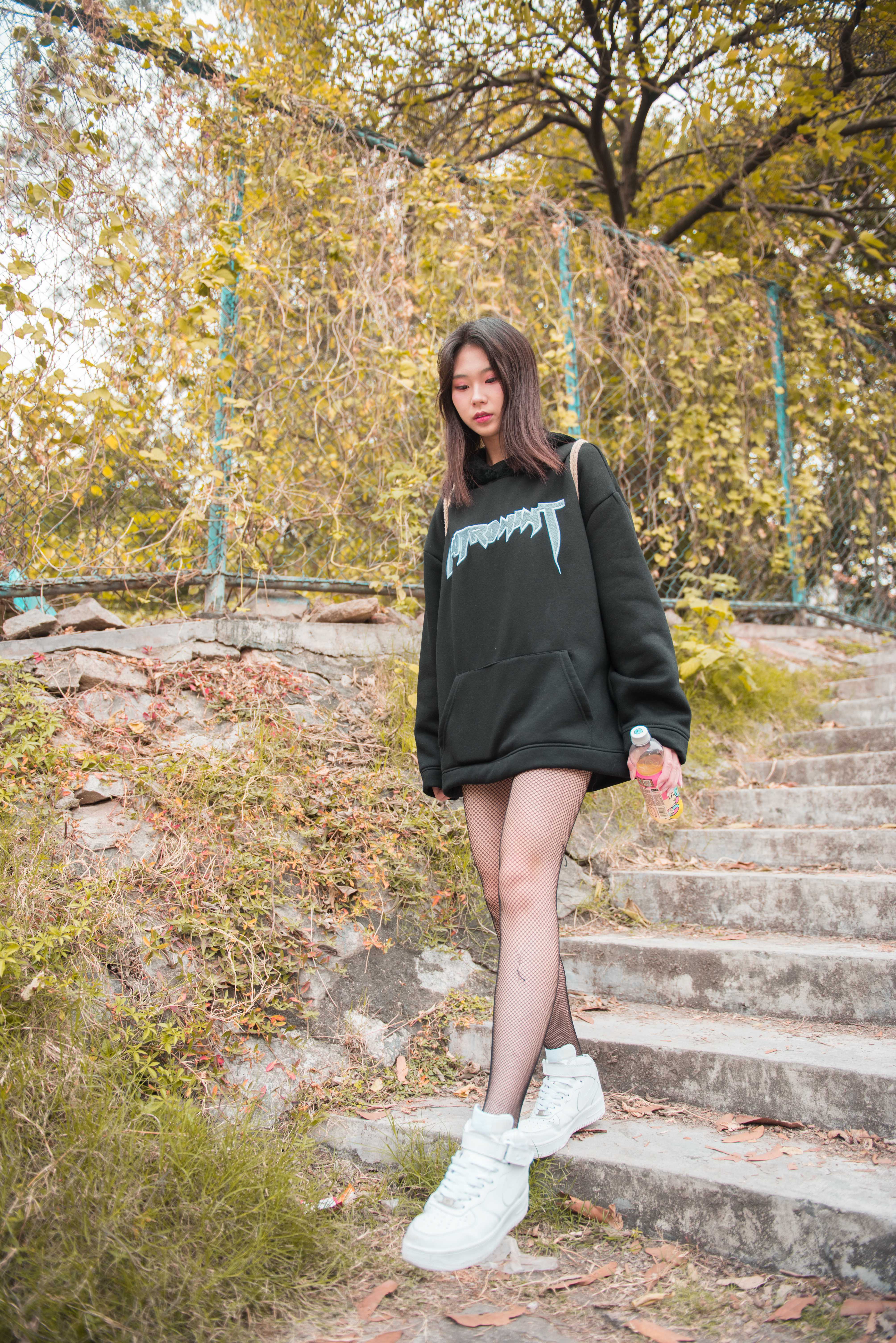 《学姐小网袜》作品图