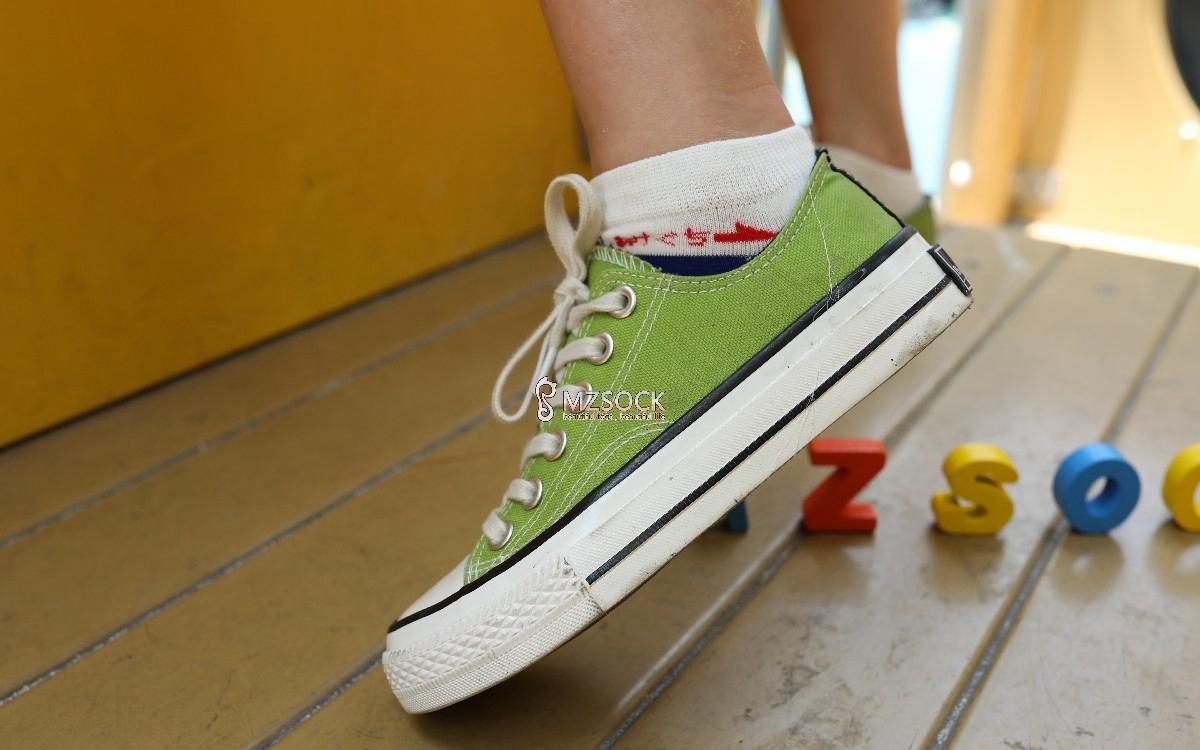 《不喜欢洗脚的学姐》作品图