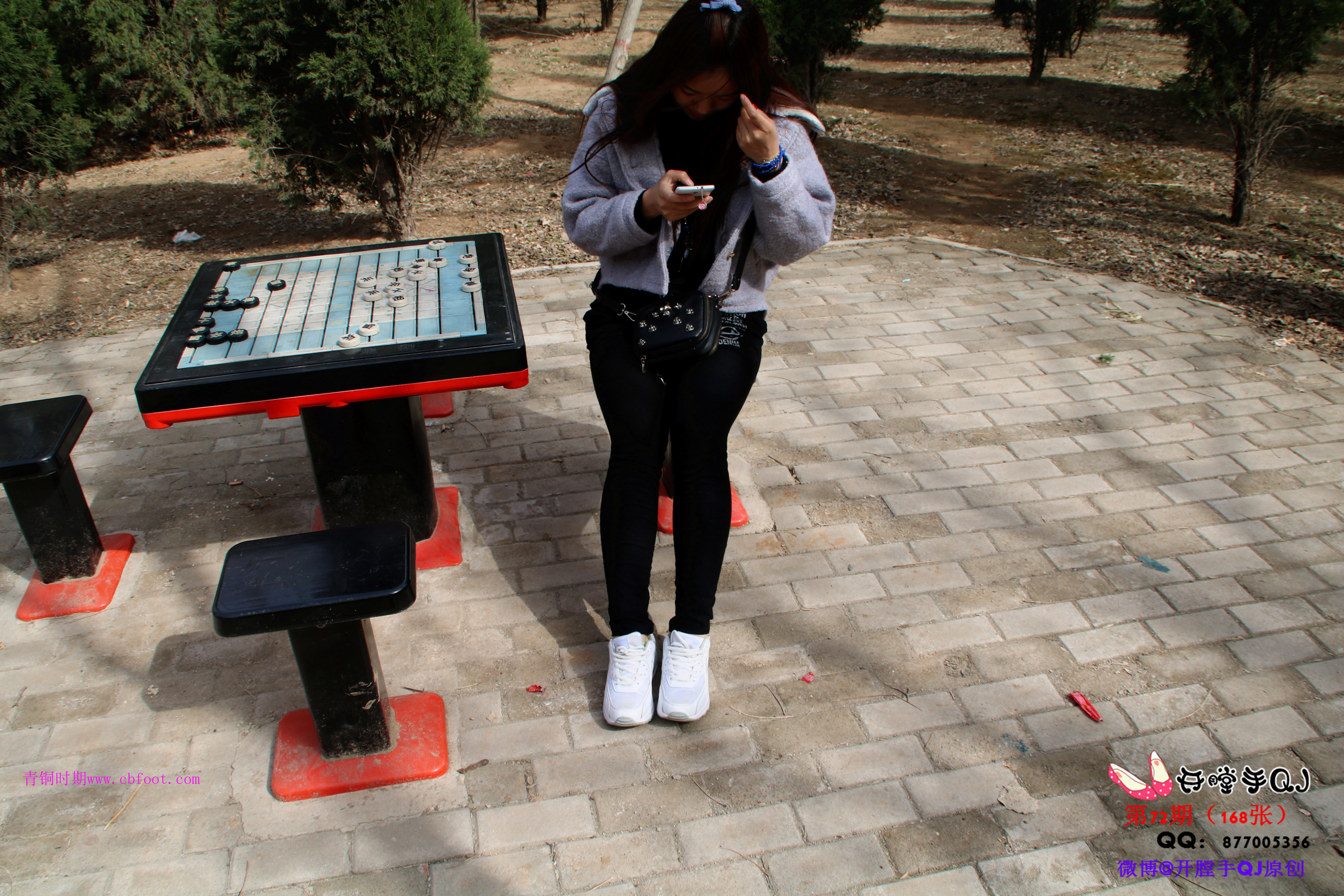 《公园锦袜约拍》作品图