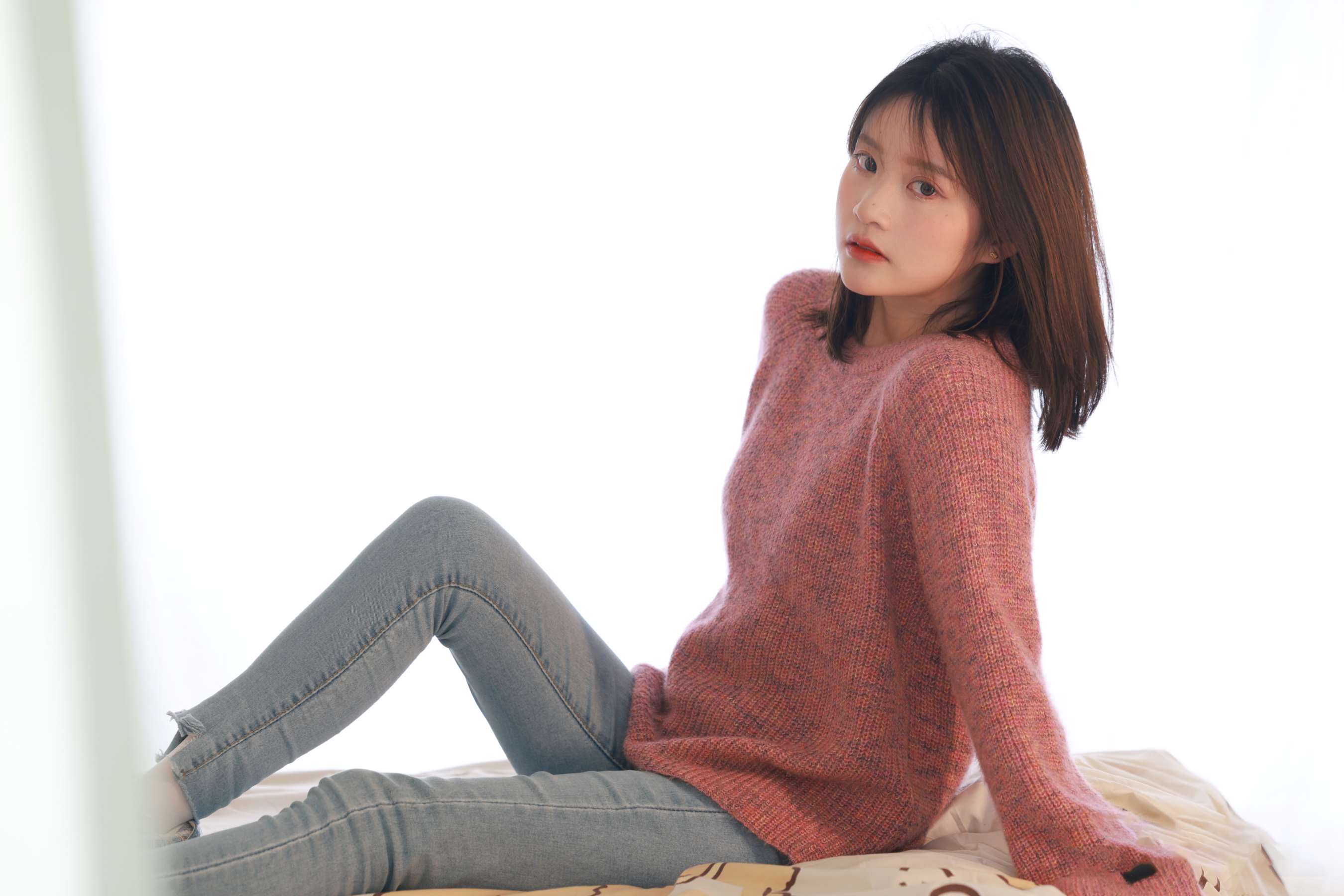 《小点心 牛仔の棉袜足》作品图