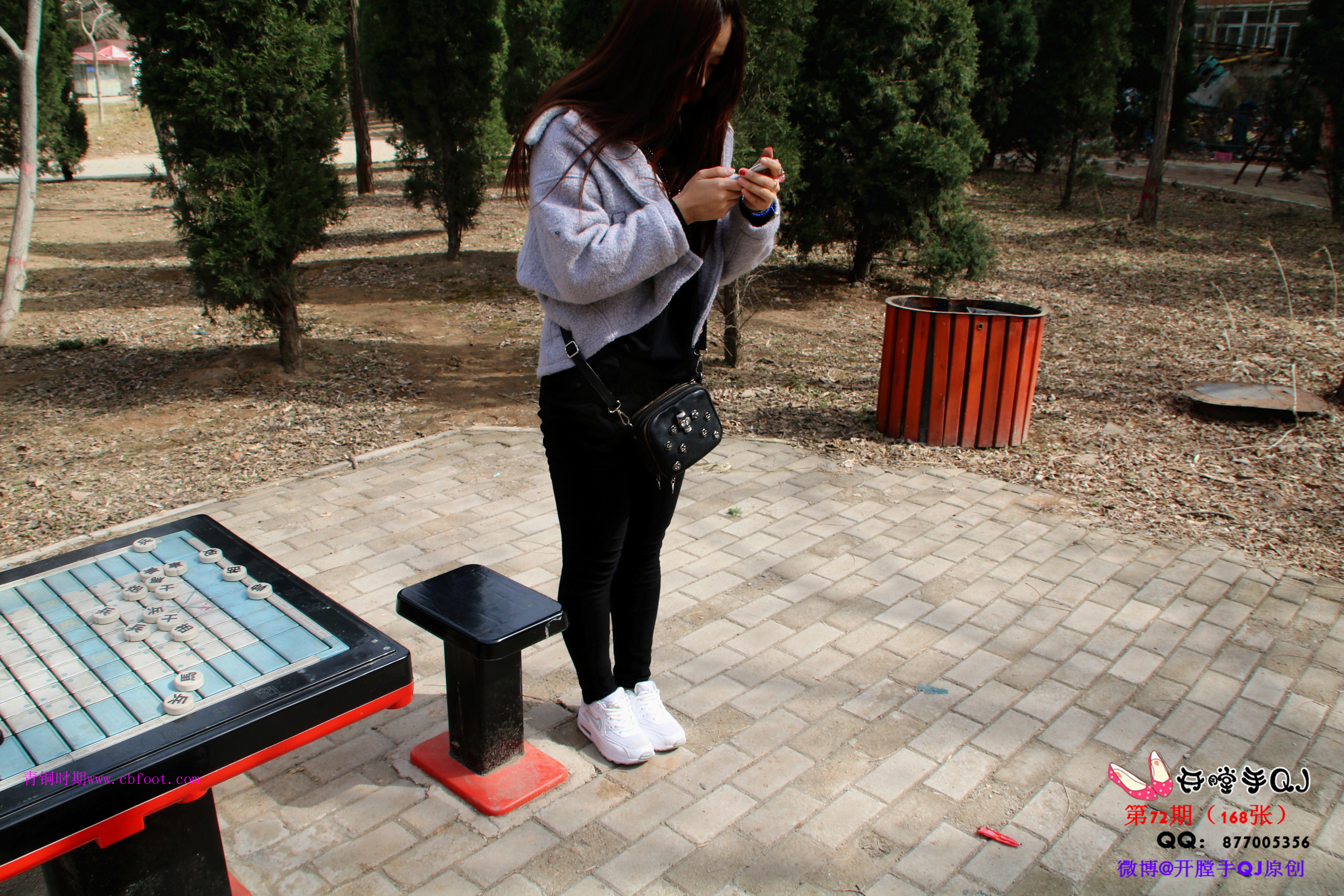 《公园锦袜约拍》作品图