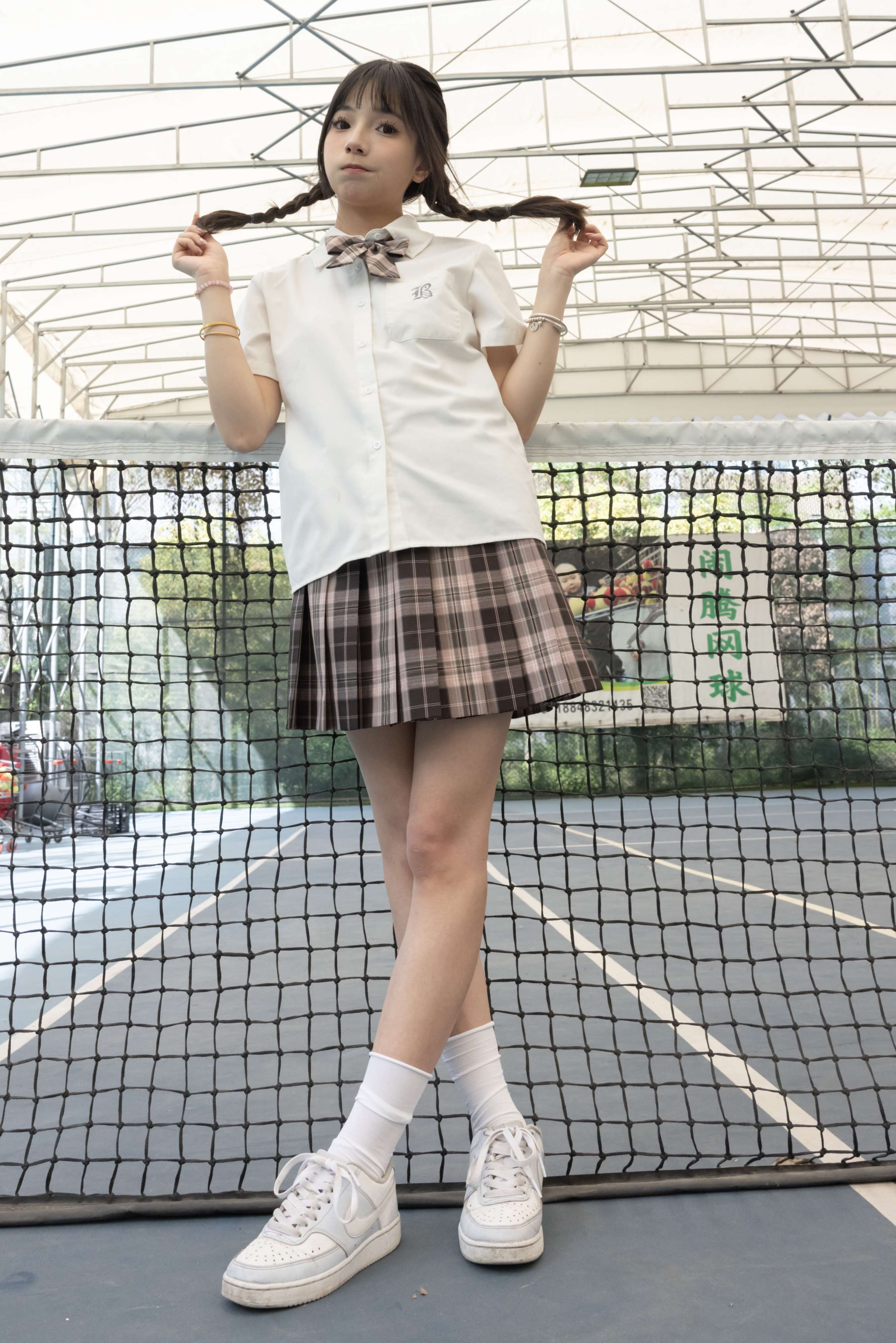 《天天 JK制服棉袜の嫩足》作品图