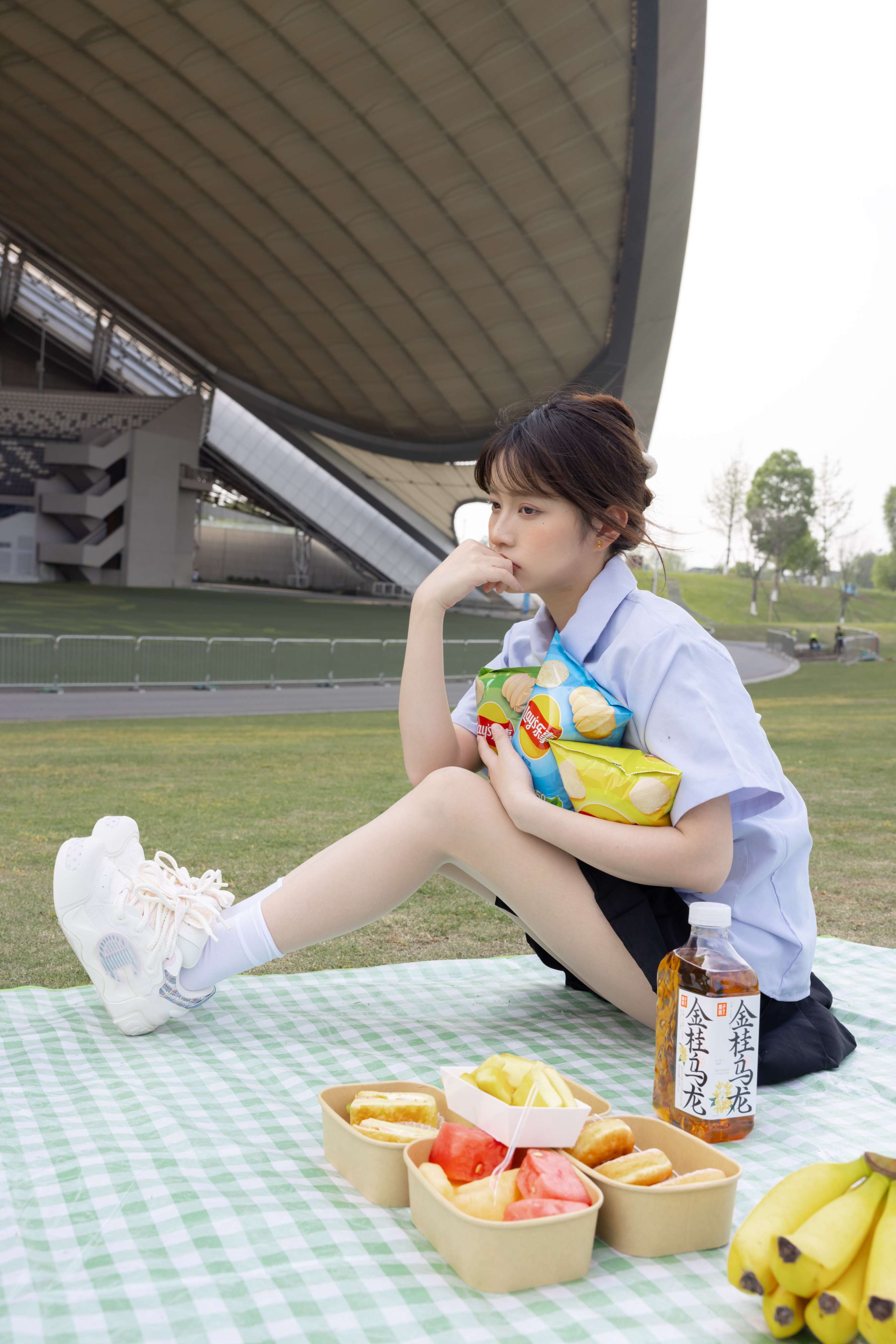 《小点心 户外野餐》作品图