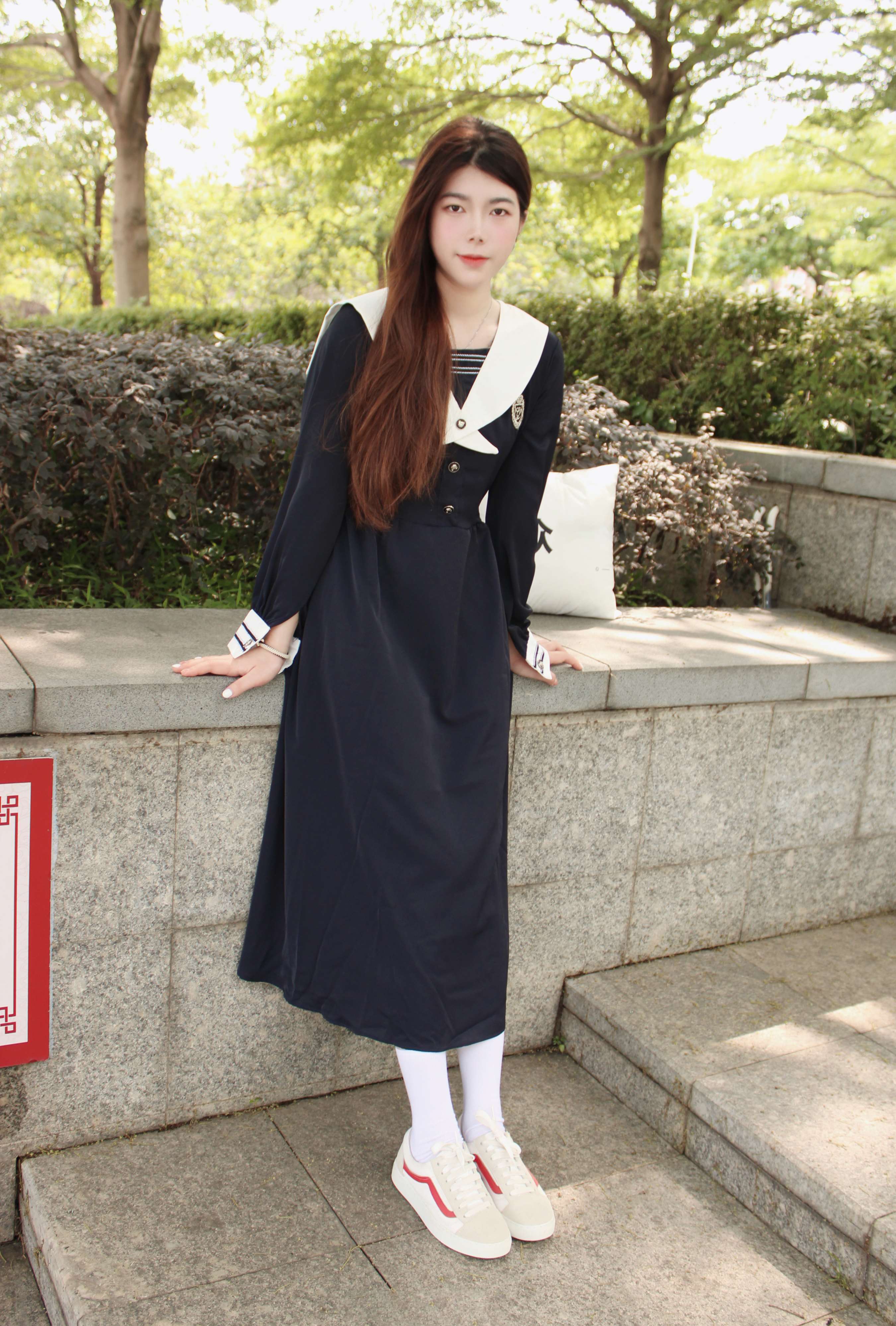 《雪糕-学院风の板鞋白袜、嫩足》作品图