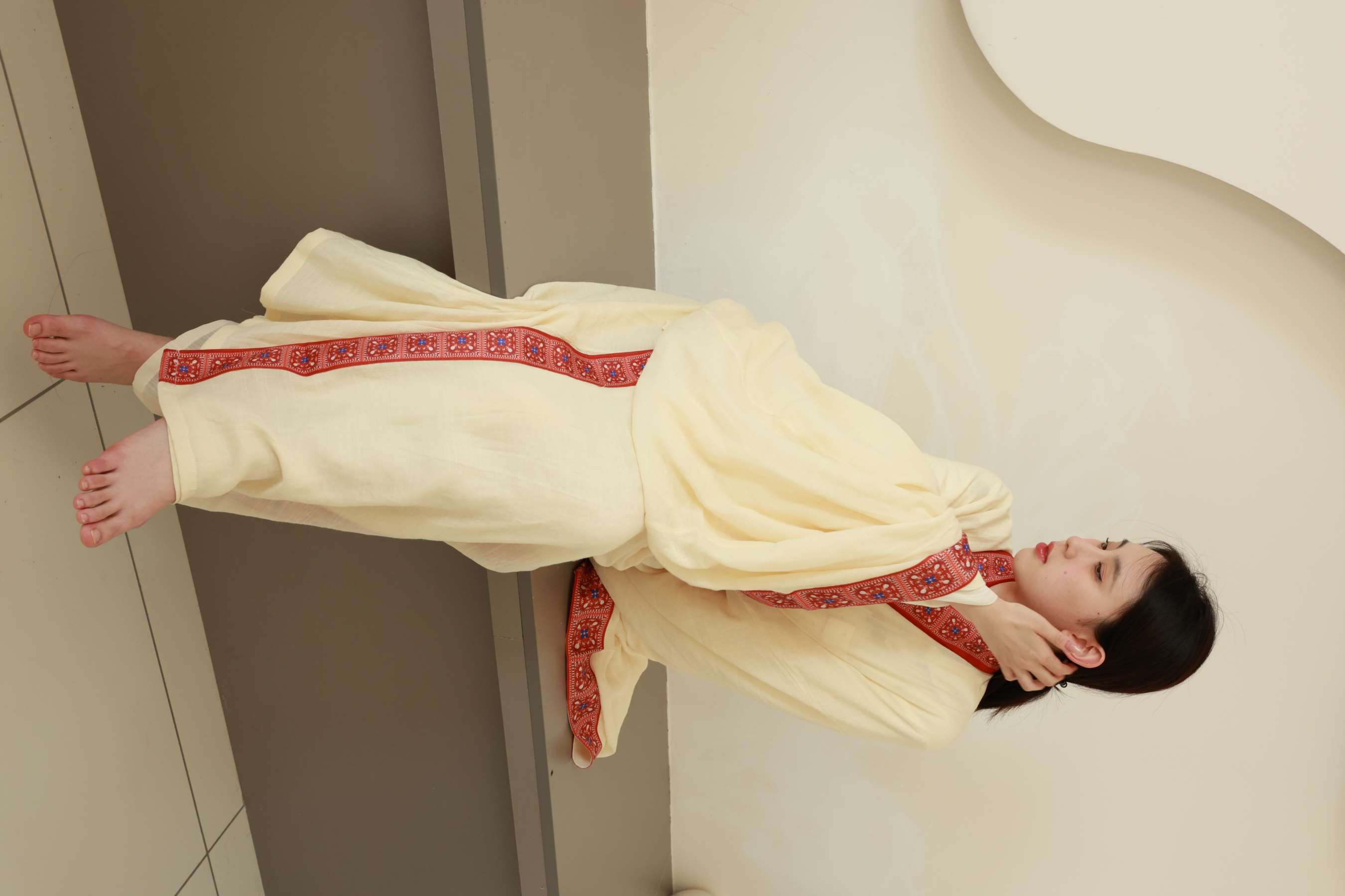 《yaya 汉服の赤足》作品图