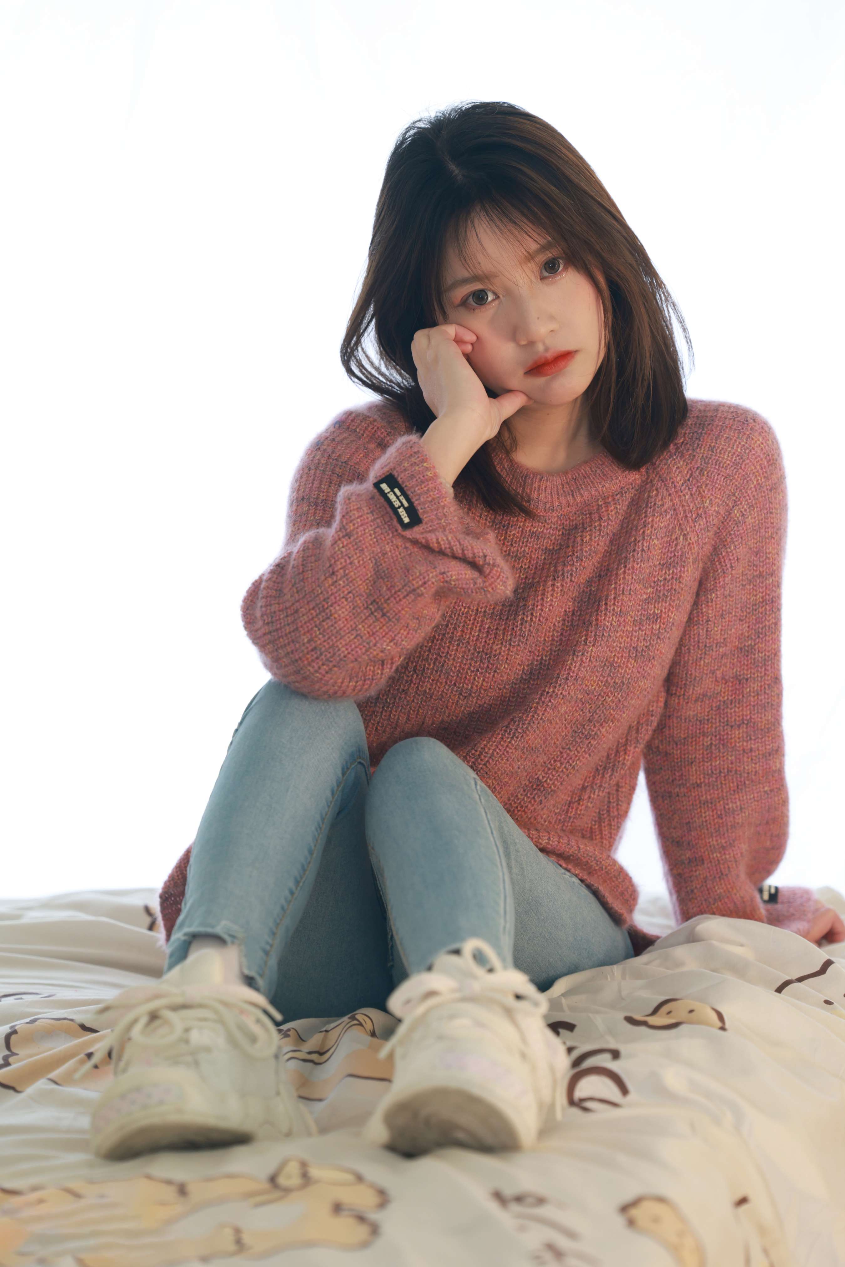 《小点心 牛仔の棉袜足》作品图