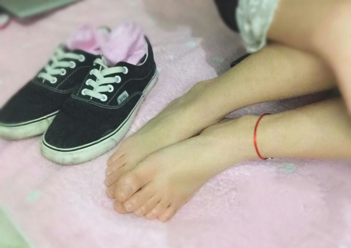 《同学的黄袜子》作品图