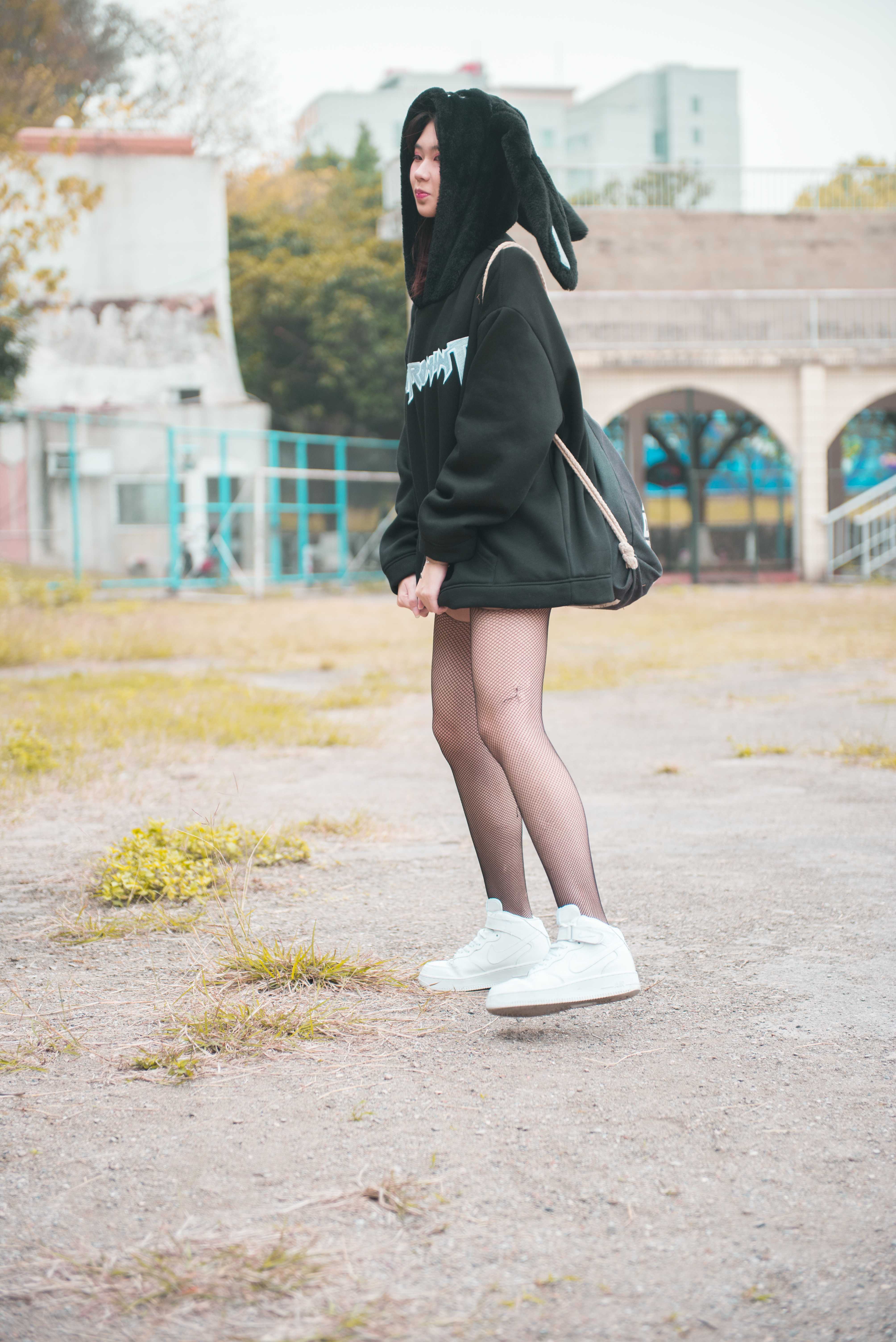 《学姐小网袜》作品图