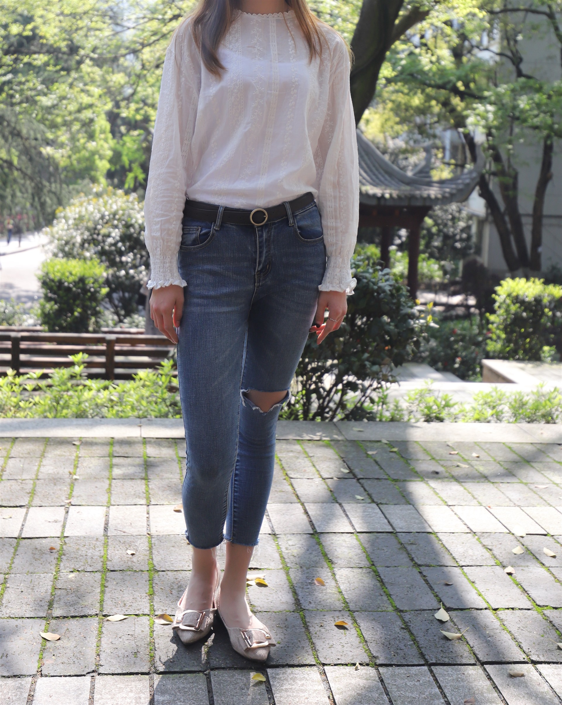 《八分牛仔の丝袜脚丫+视频一部》作品图