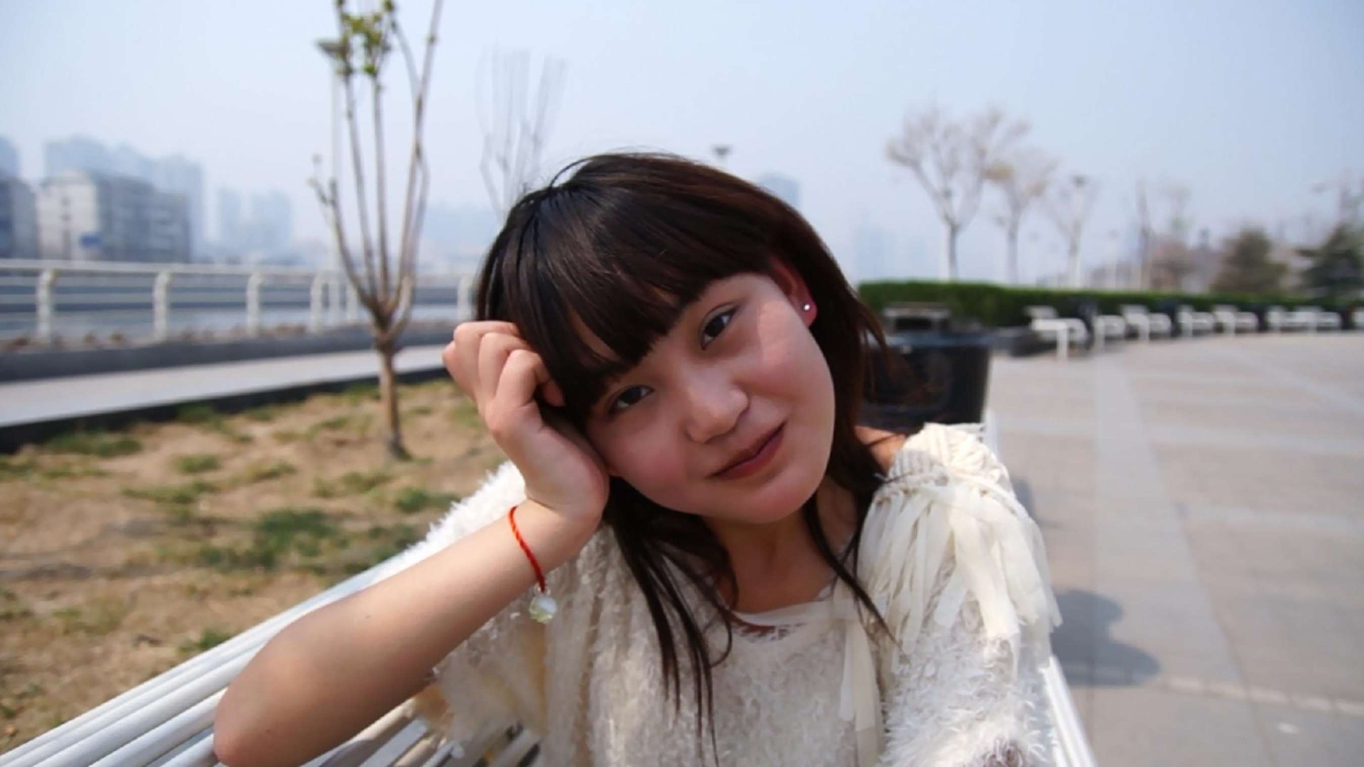 《羞嗒嗒的美脚女生杜雯雯》作品图