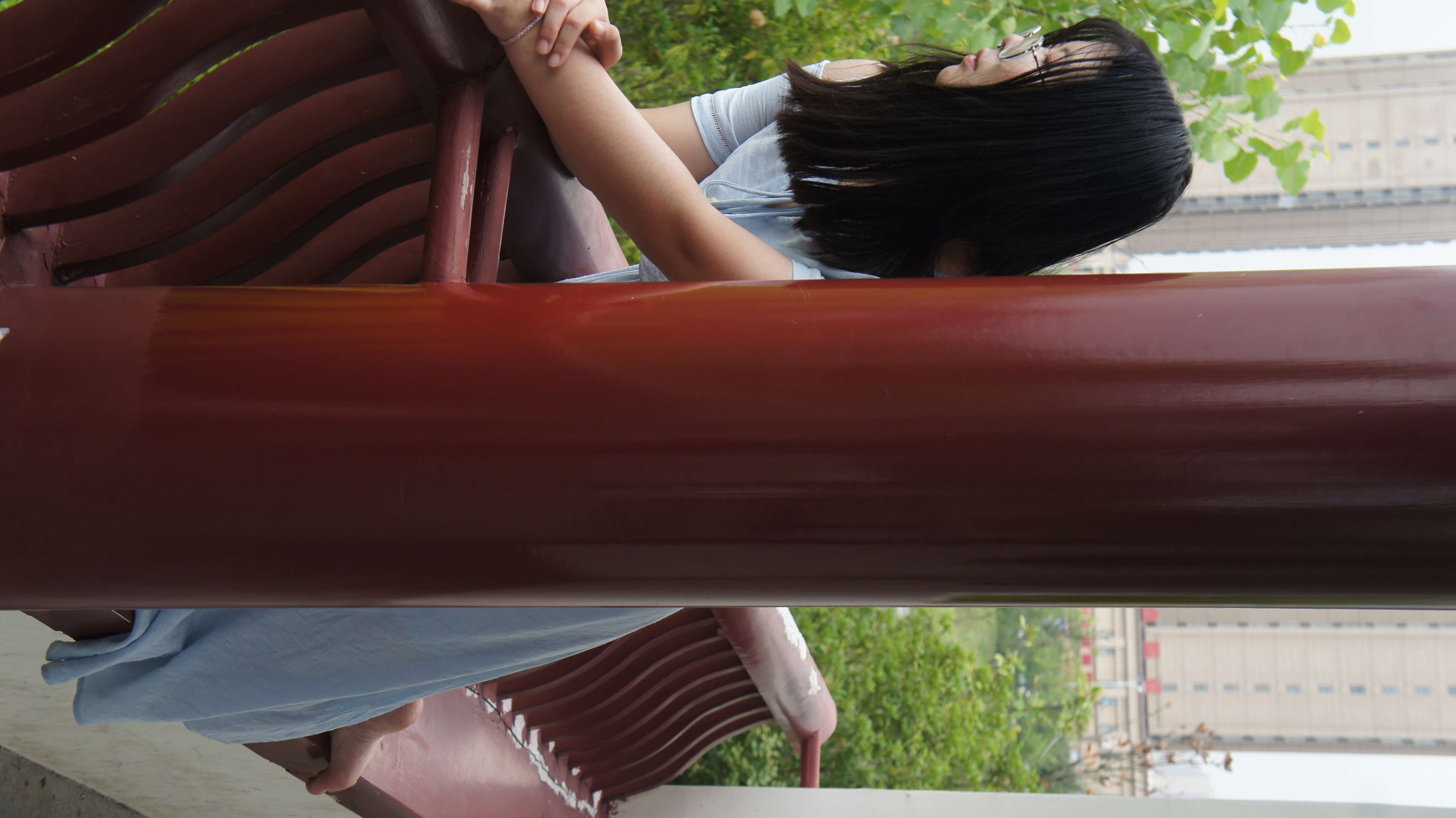 《短发小姐姐的足弓》作品图