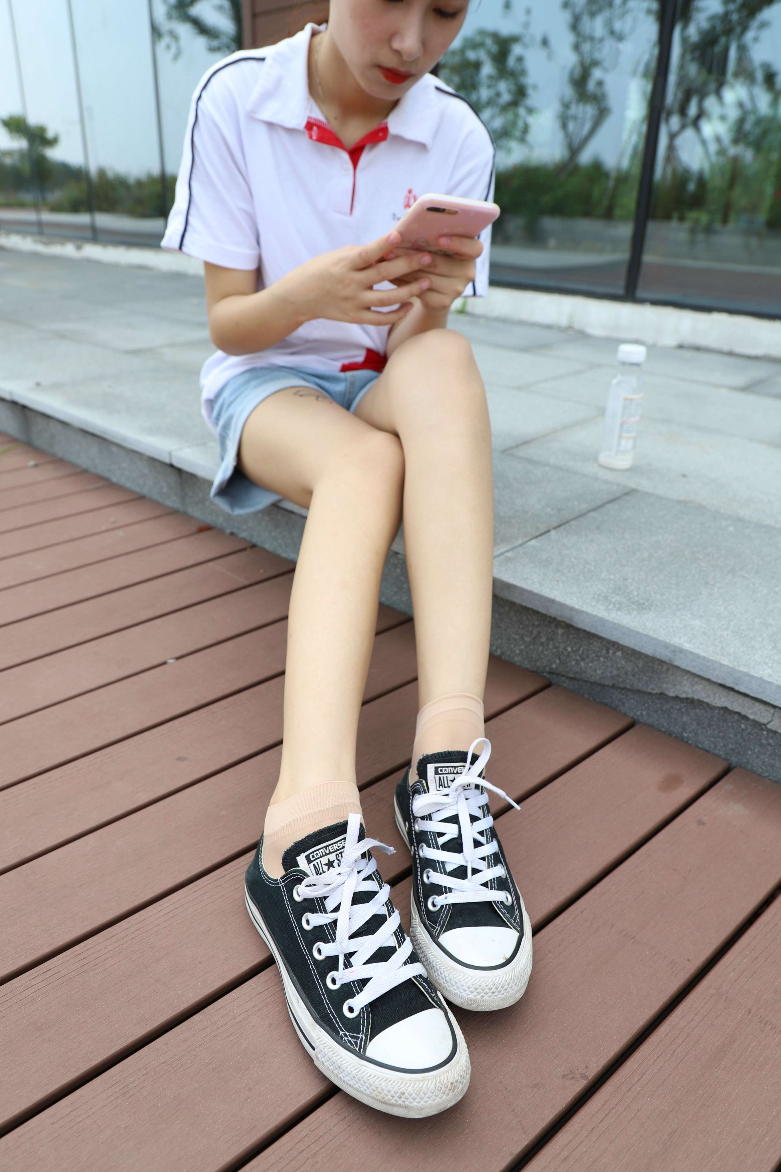 《学姐黑帆布鞋の丝足》作品图