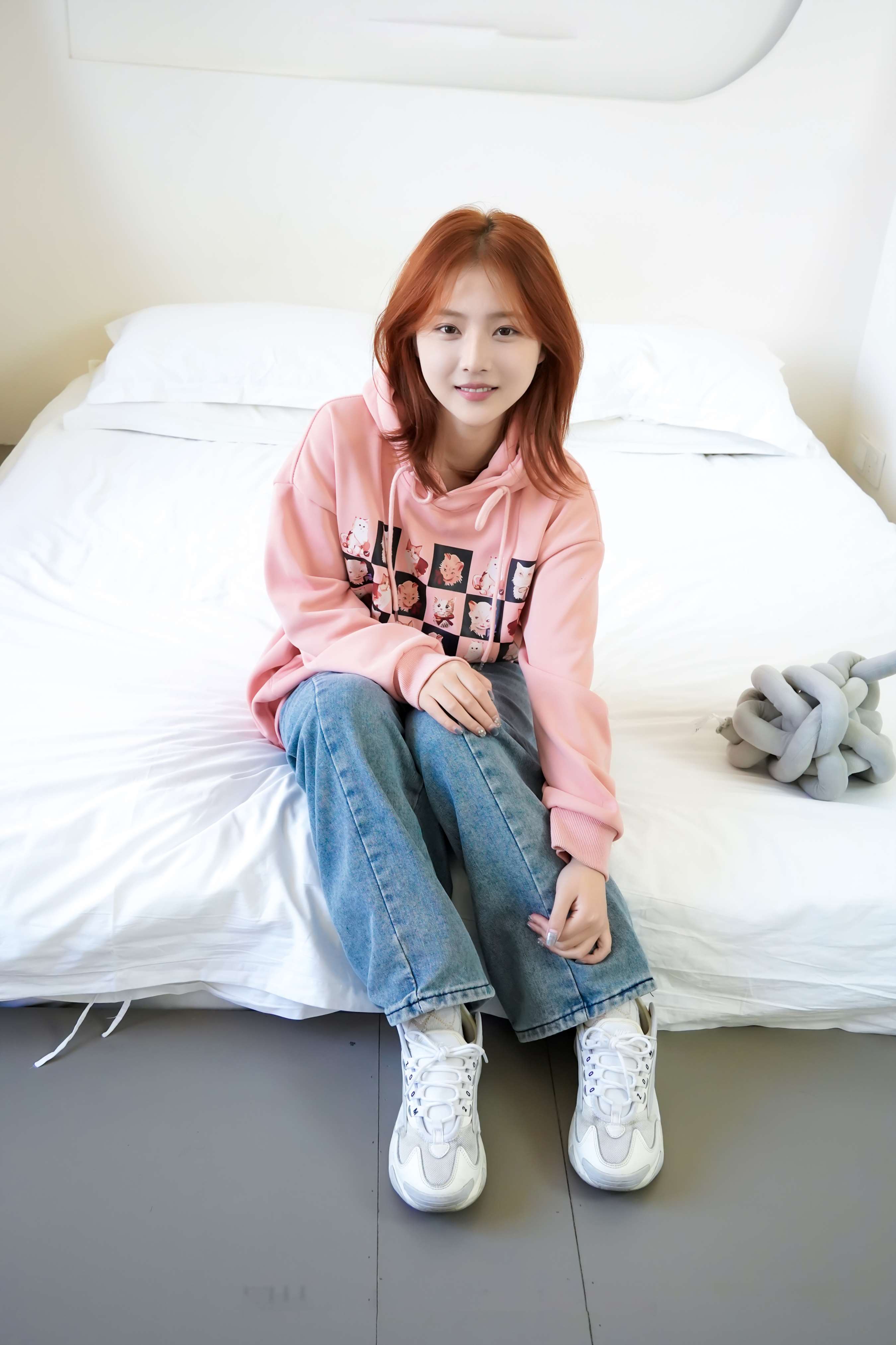 《露露-棉袜の嫩足》作品图