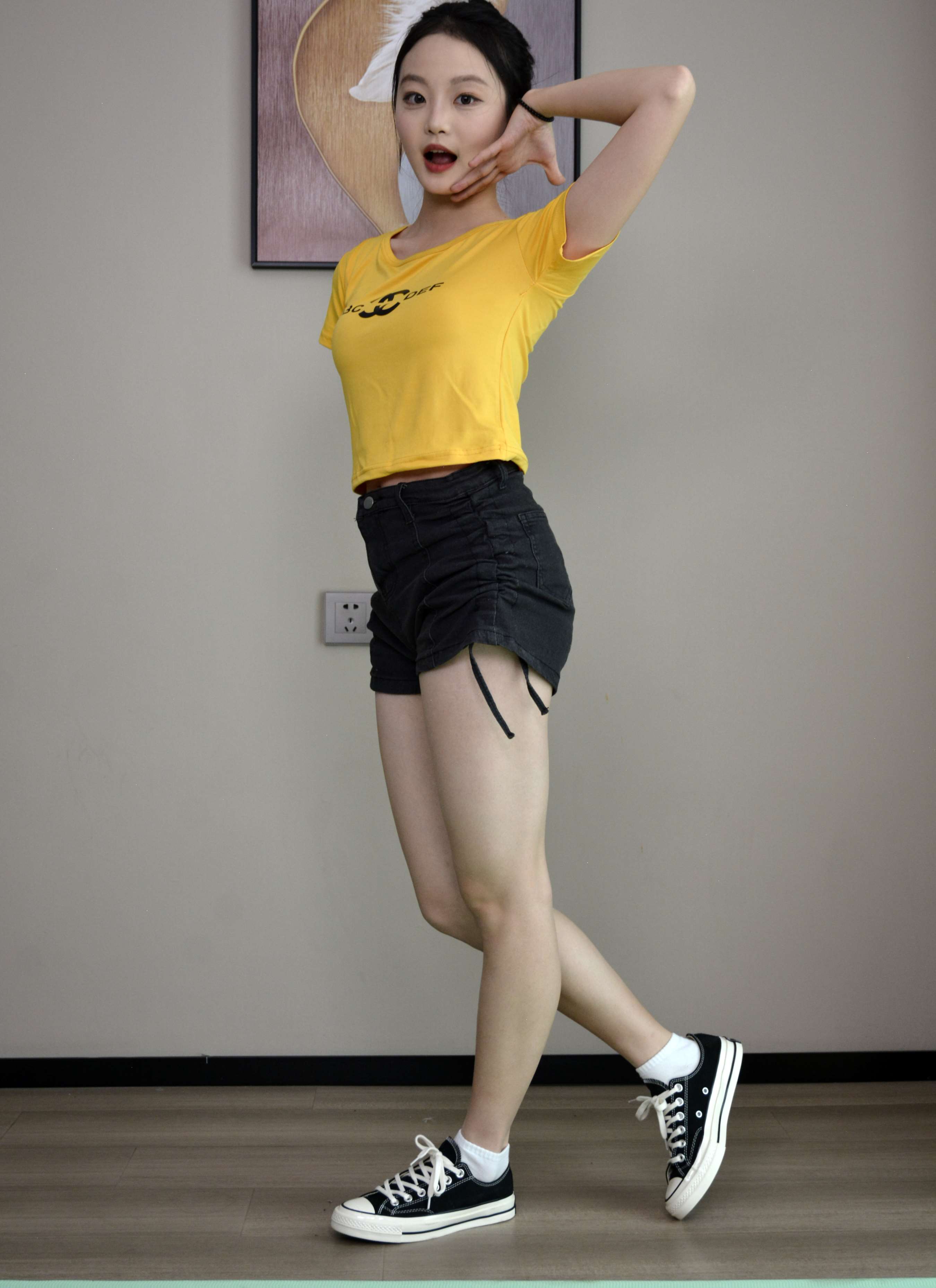 《双双の安妮 运动起来》作品图