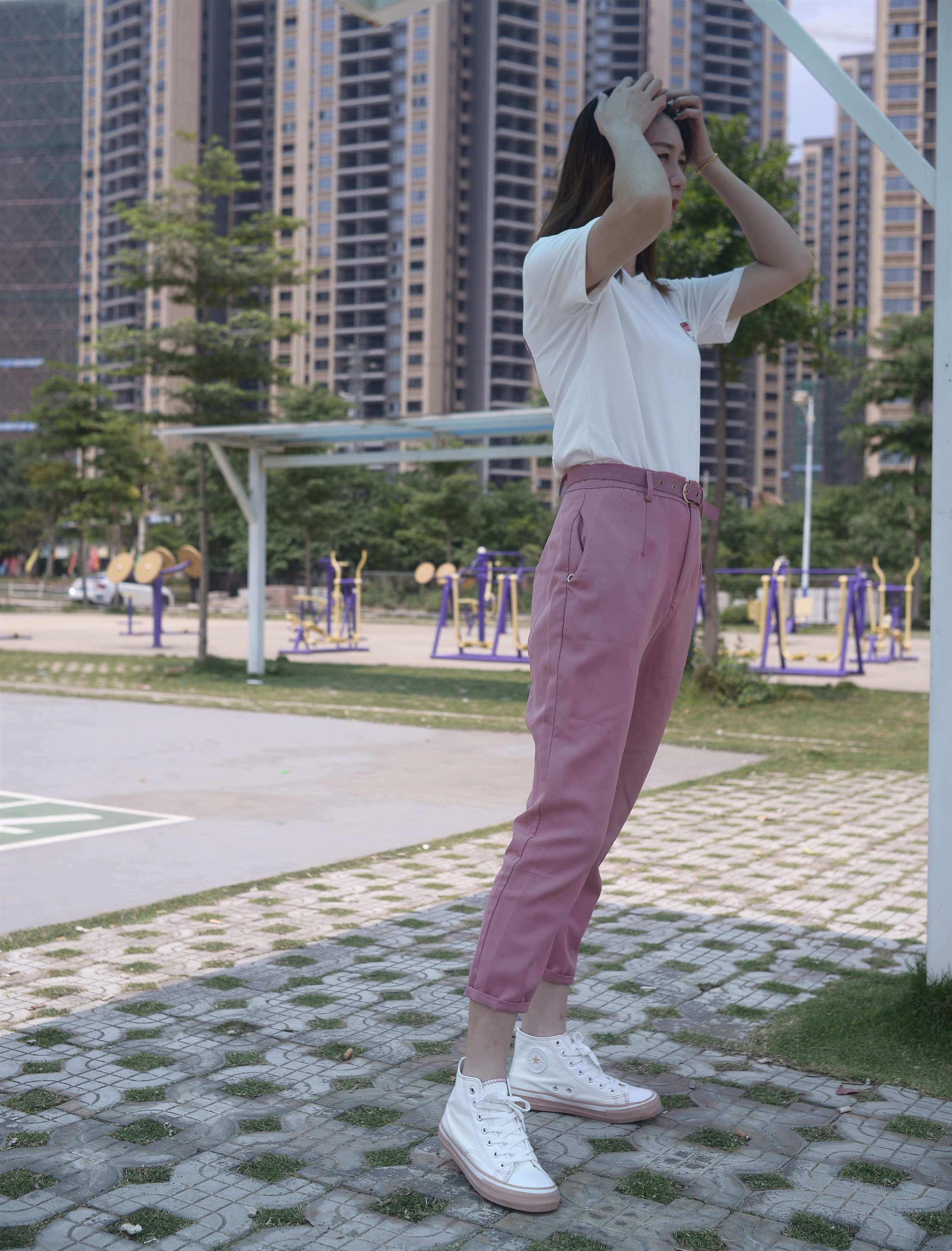 《同小区少女【套图+视频1个】》作品图