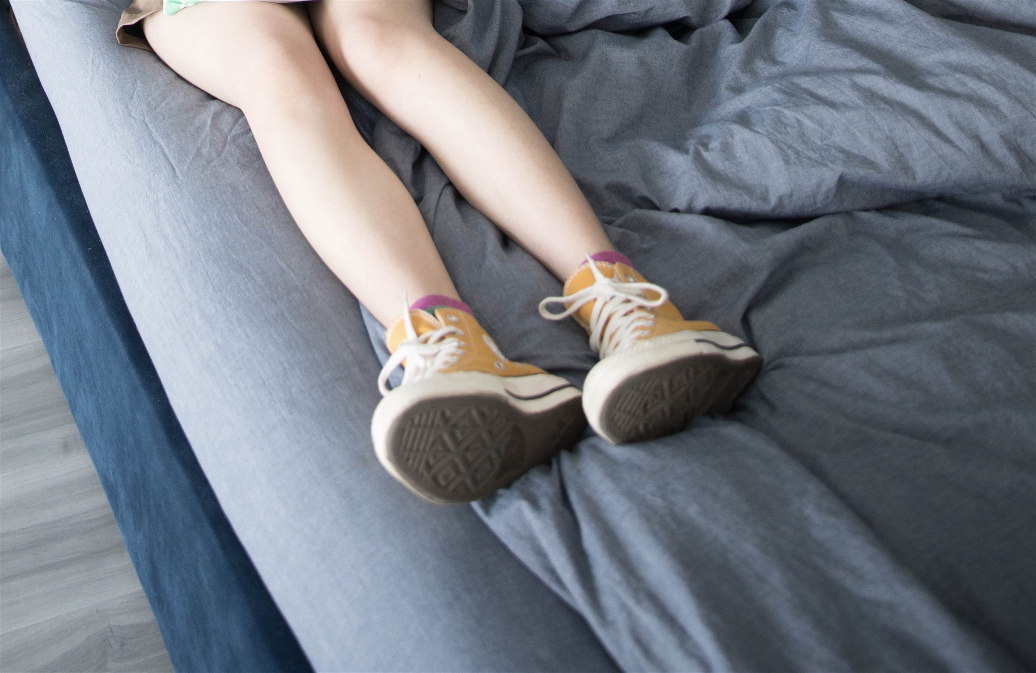 《康威の棉袜脚丫+【视频4个网盘下载】》作品图