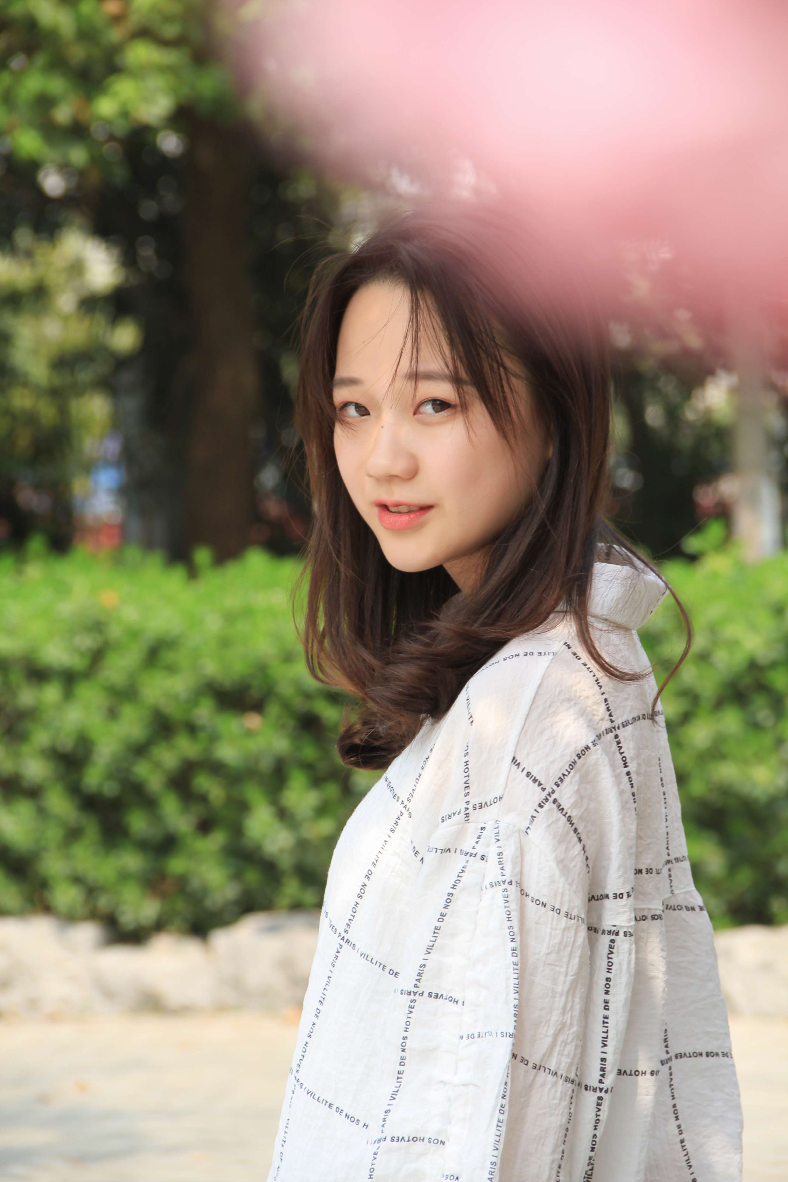 《赶上花季的末班车》作品图