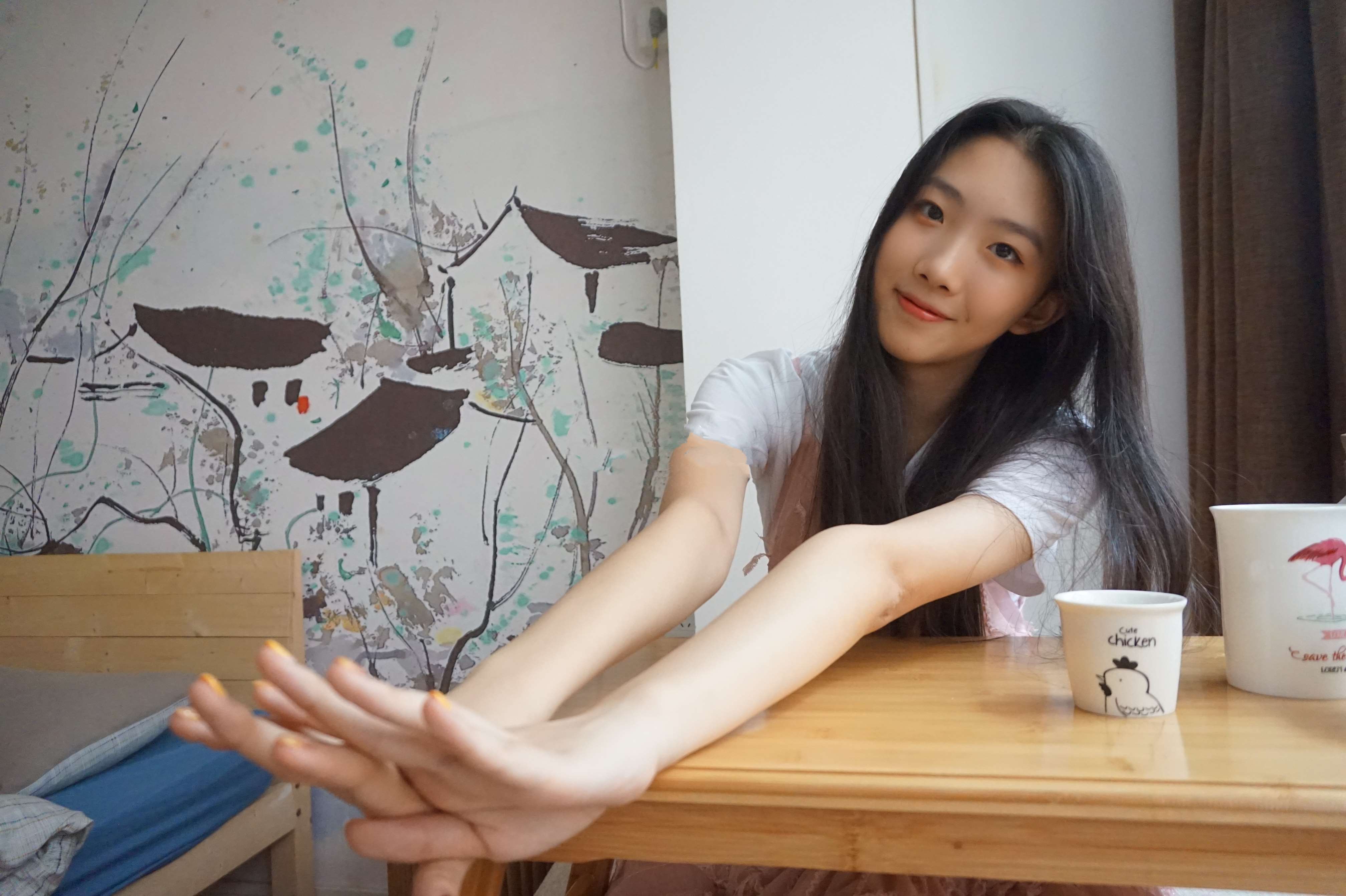 《清纯少女性感小脚》作品图