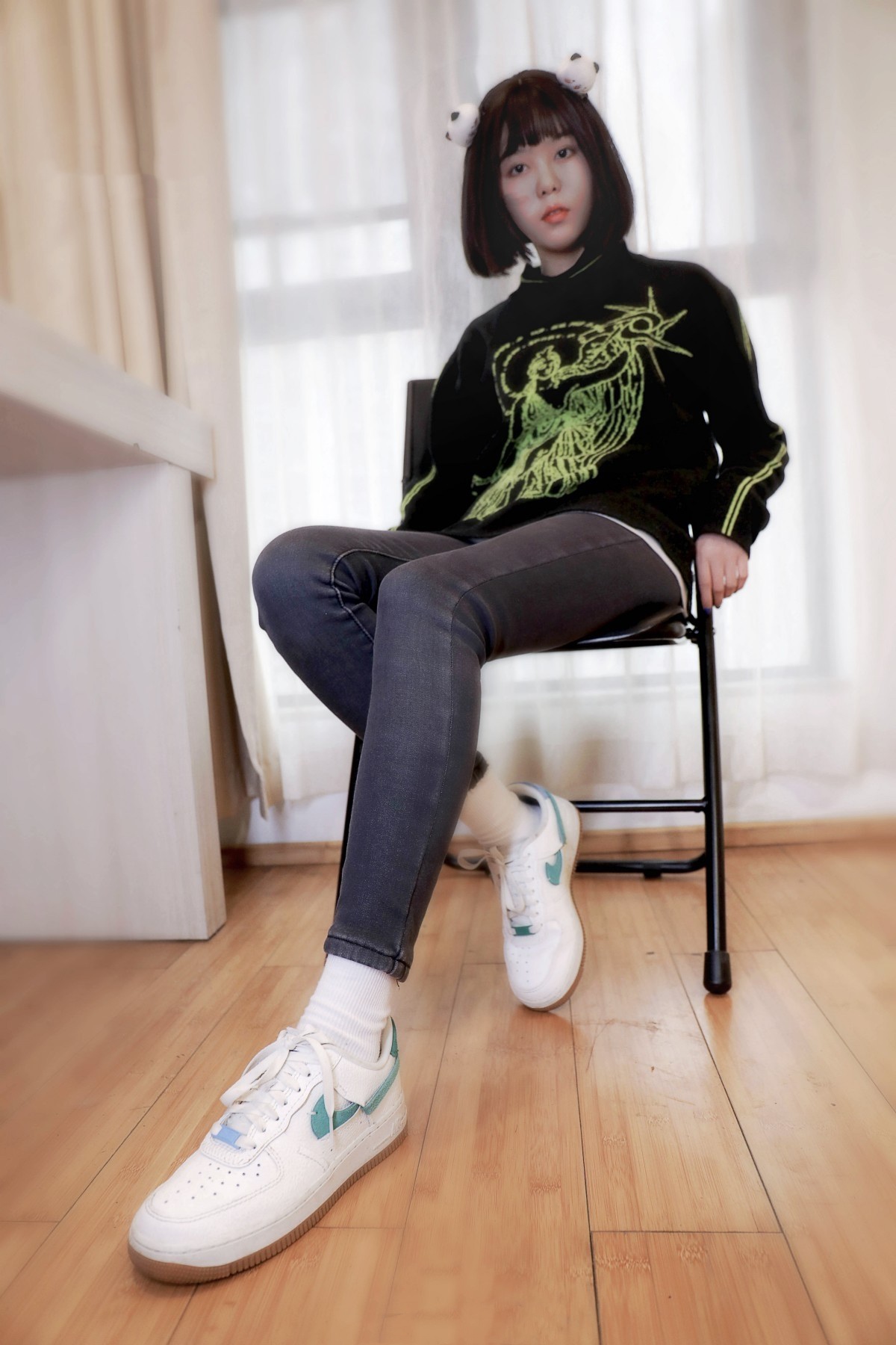 《板鞋の白长棉袜脚》作品图