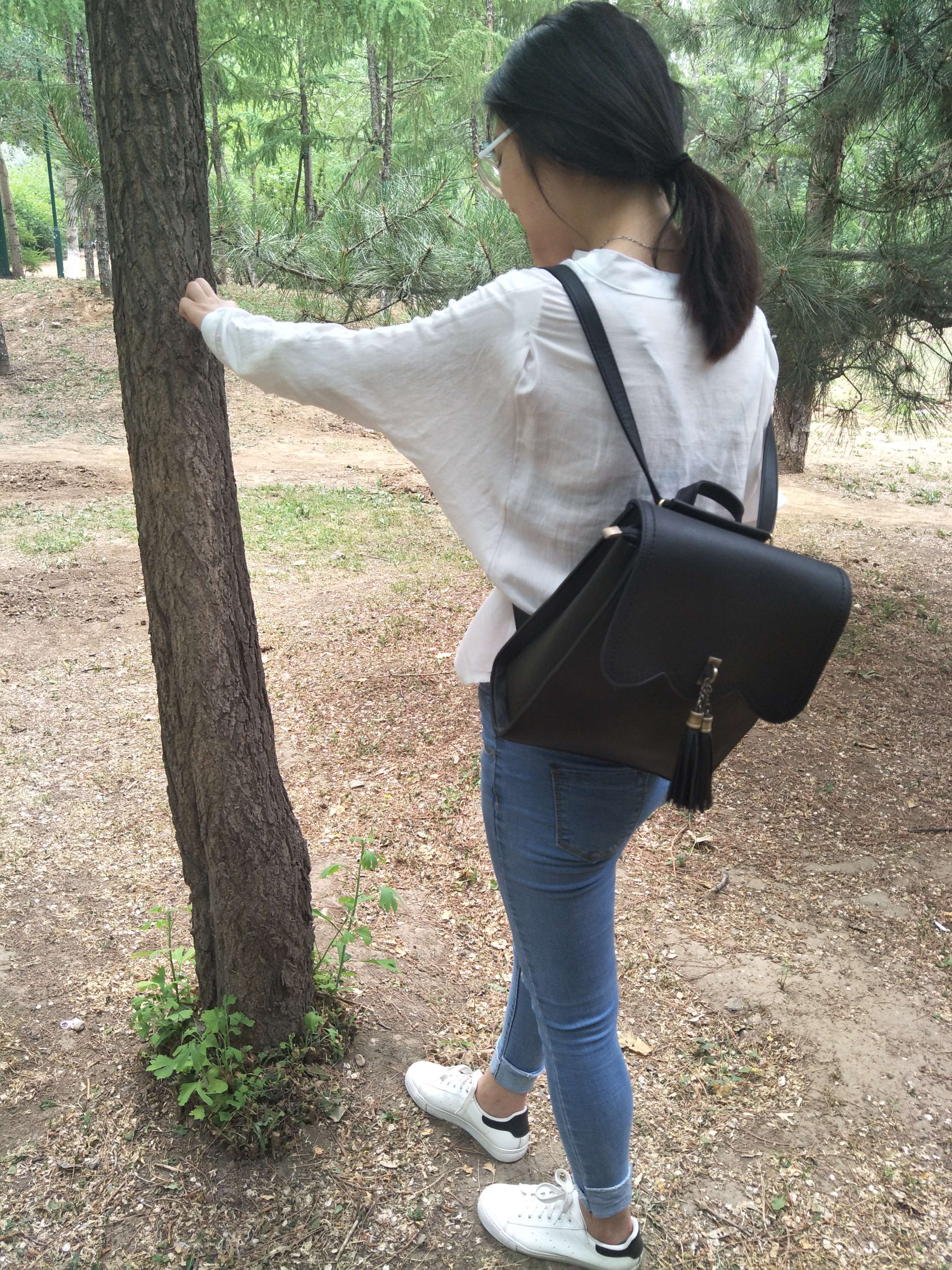 《堂妹紧牛户外棉袜换网袜》作品图