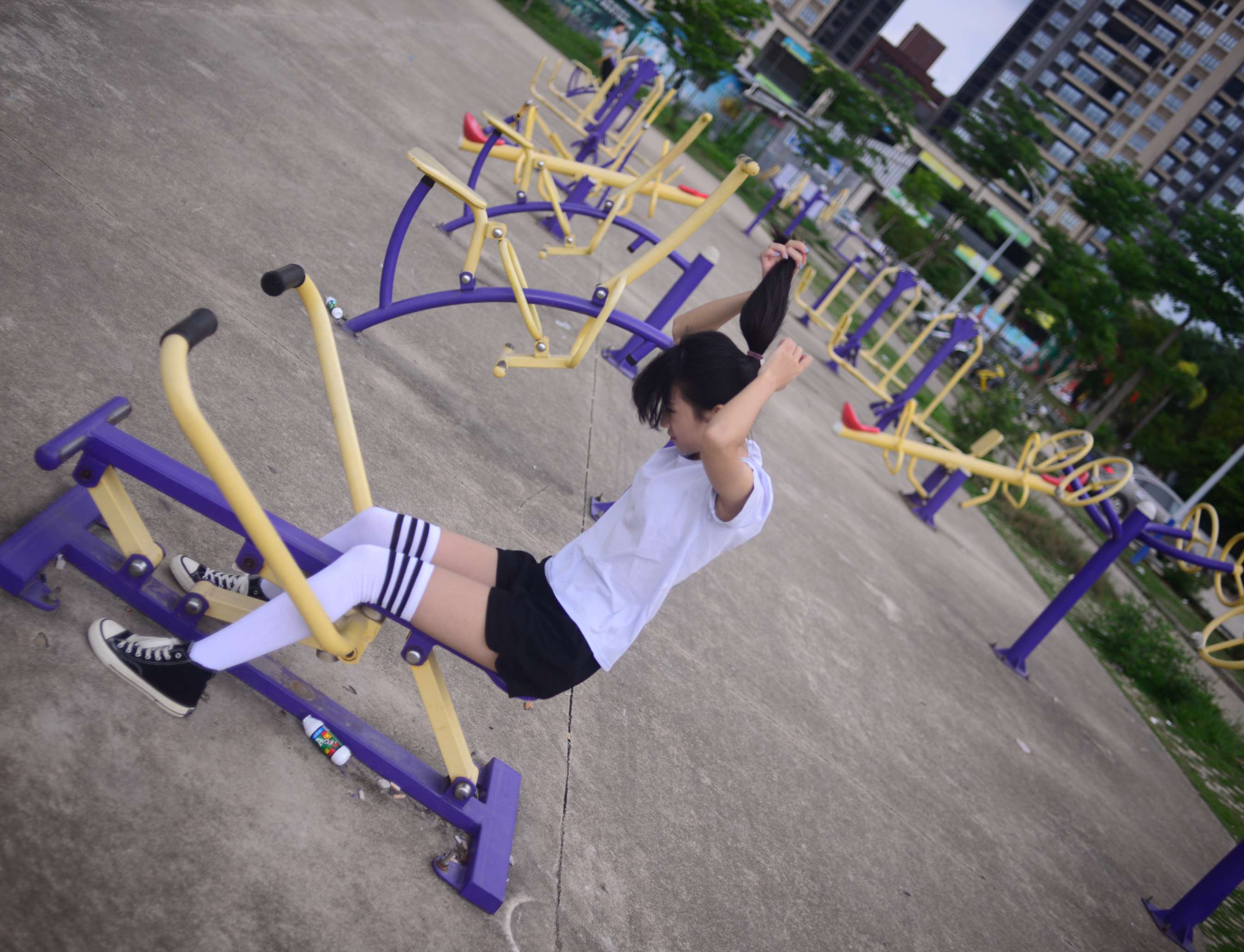 《绵绵少女 日光温柔》作品图