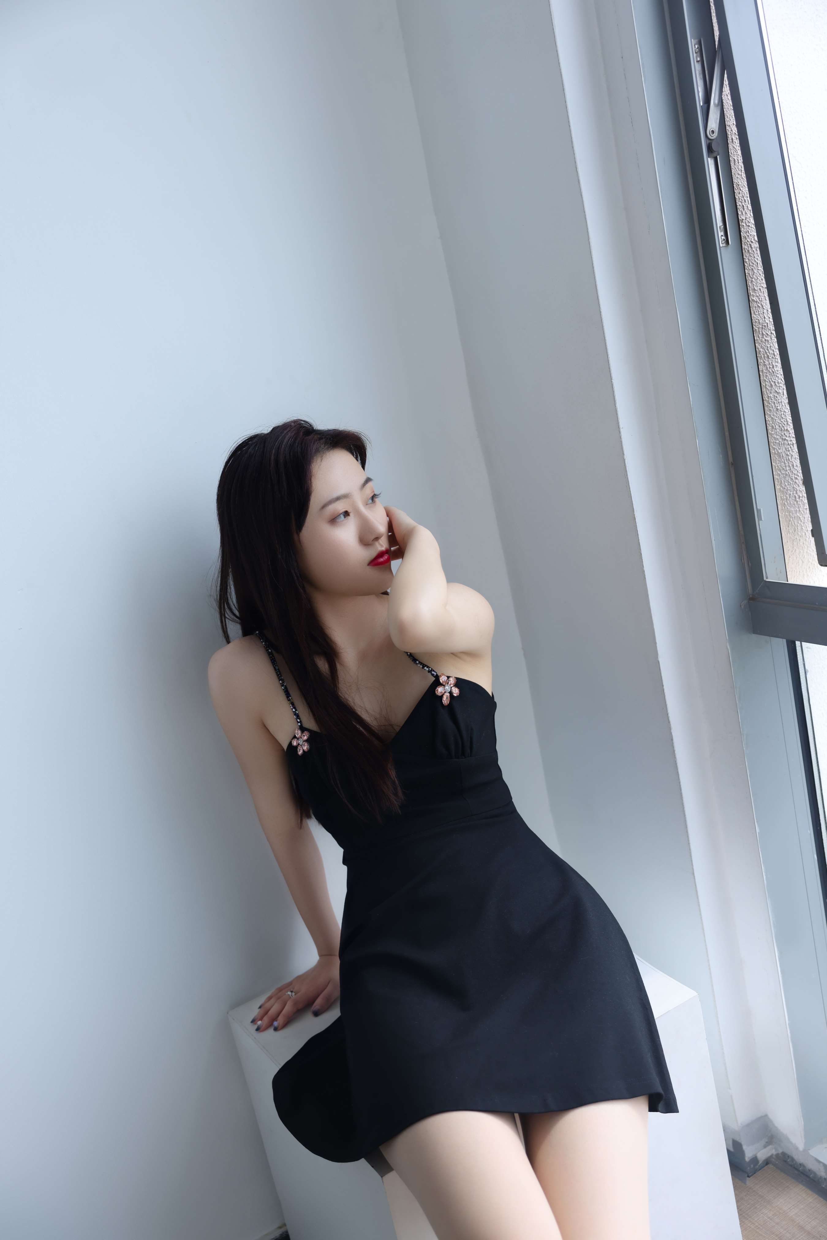 《沫沫吊带の丝足》作品图