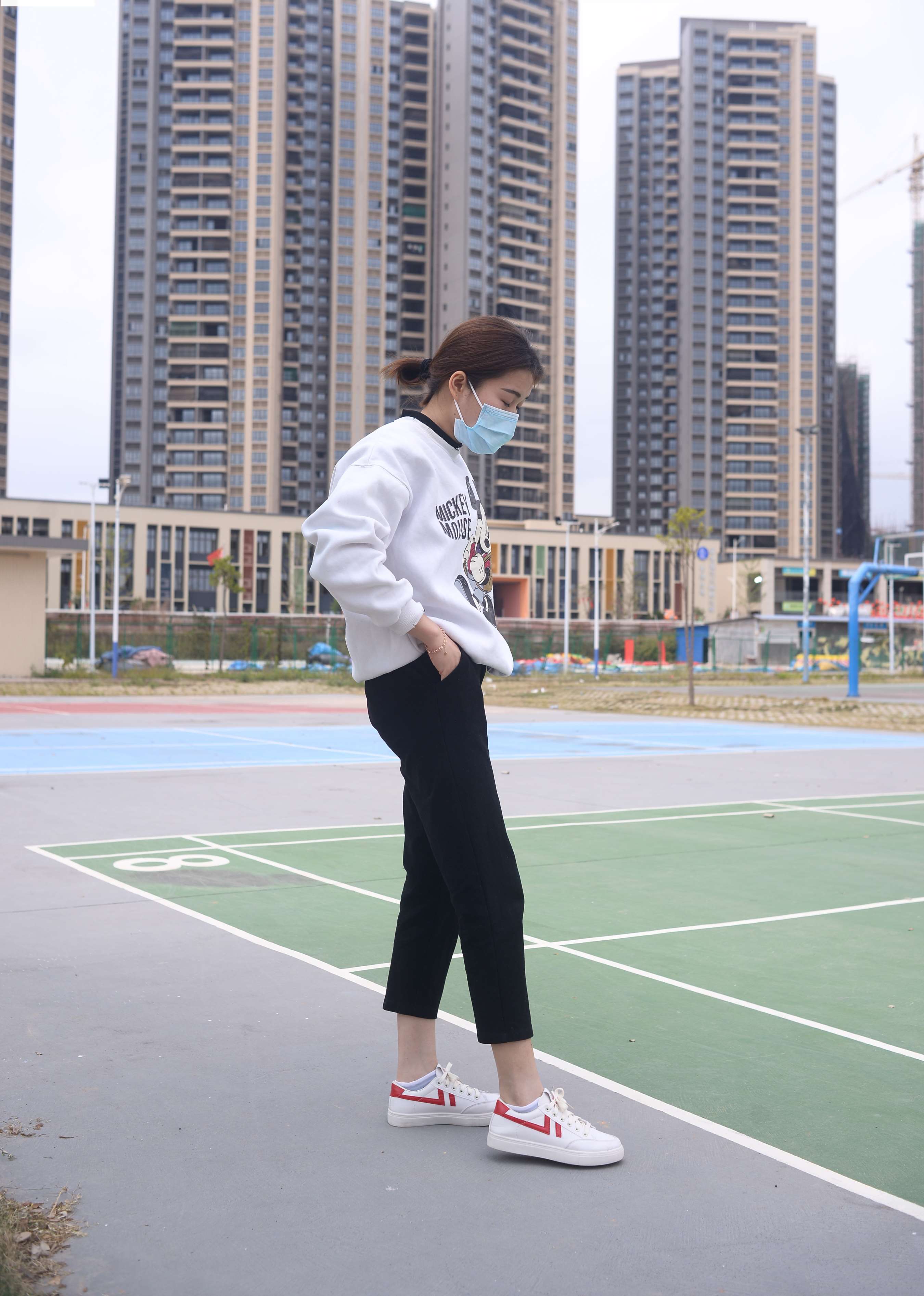 《阿雅 日子是崭新的》作品图