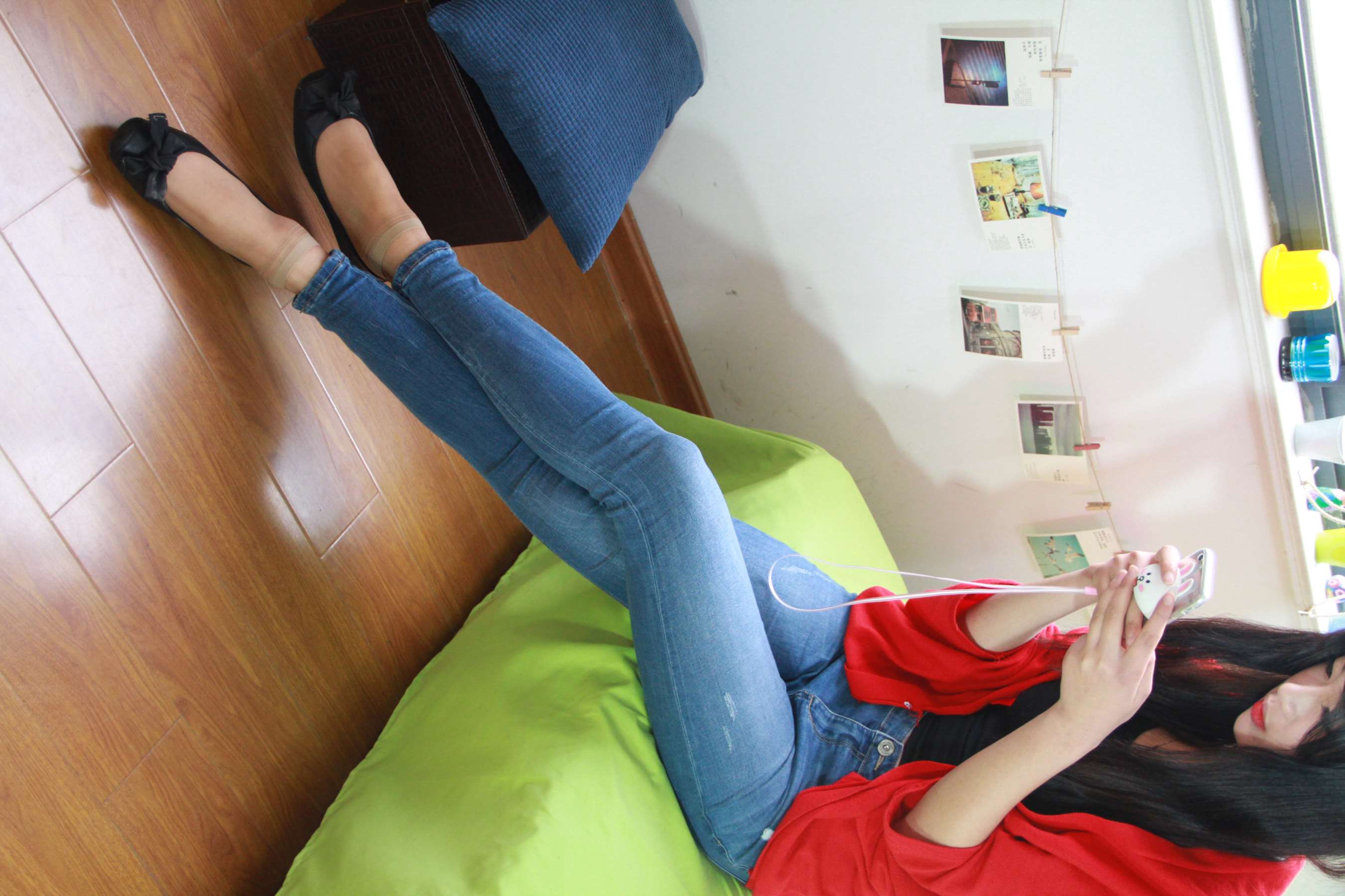 《少女牛仔の短肉丝足》作品图