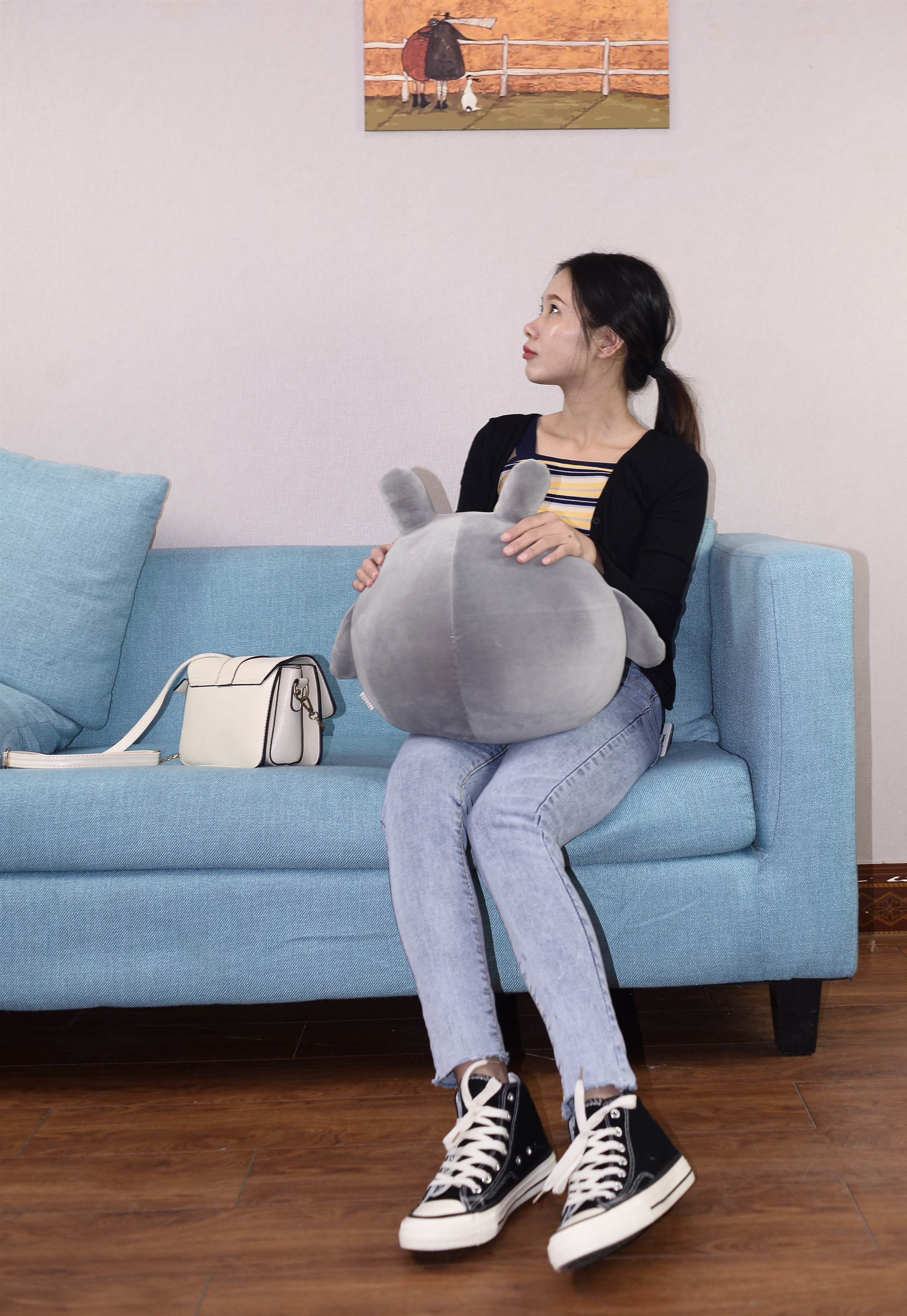 《牛仔裤の帆布鞋船袜脚》作品图