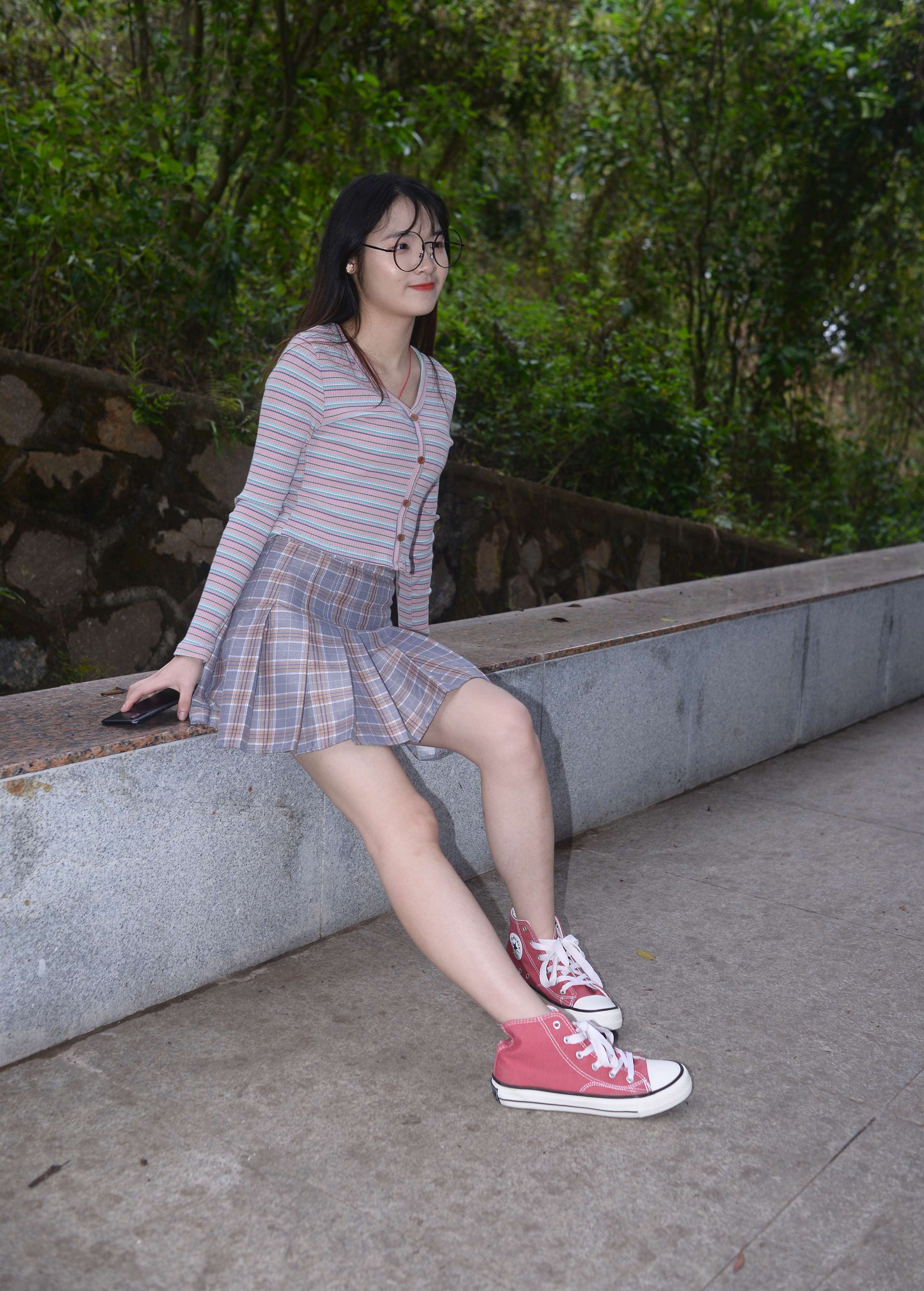 《优米小姐姐 应接不暇的惊喜里》作品图