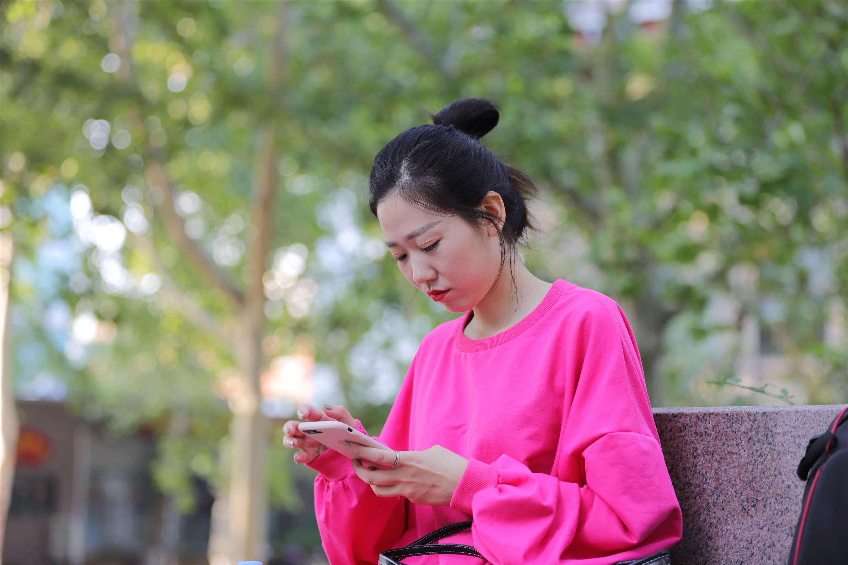 《红衣小腿袜》作品图