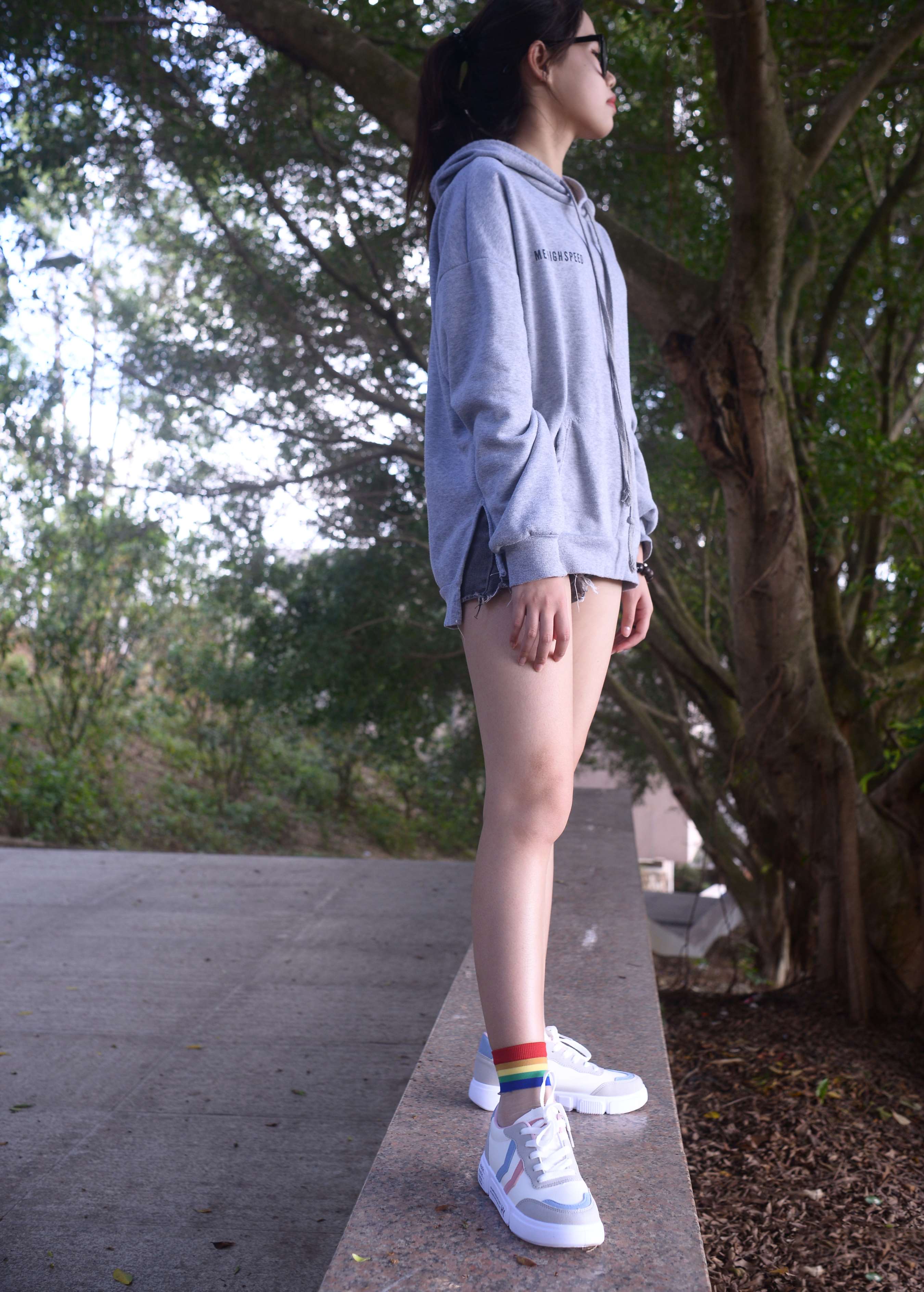 《苏瑶小姐姐 轻盈的蓝》作品图