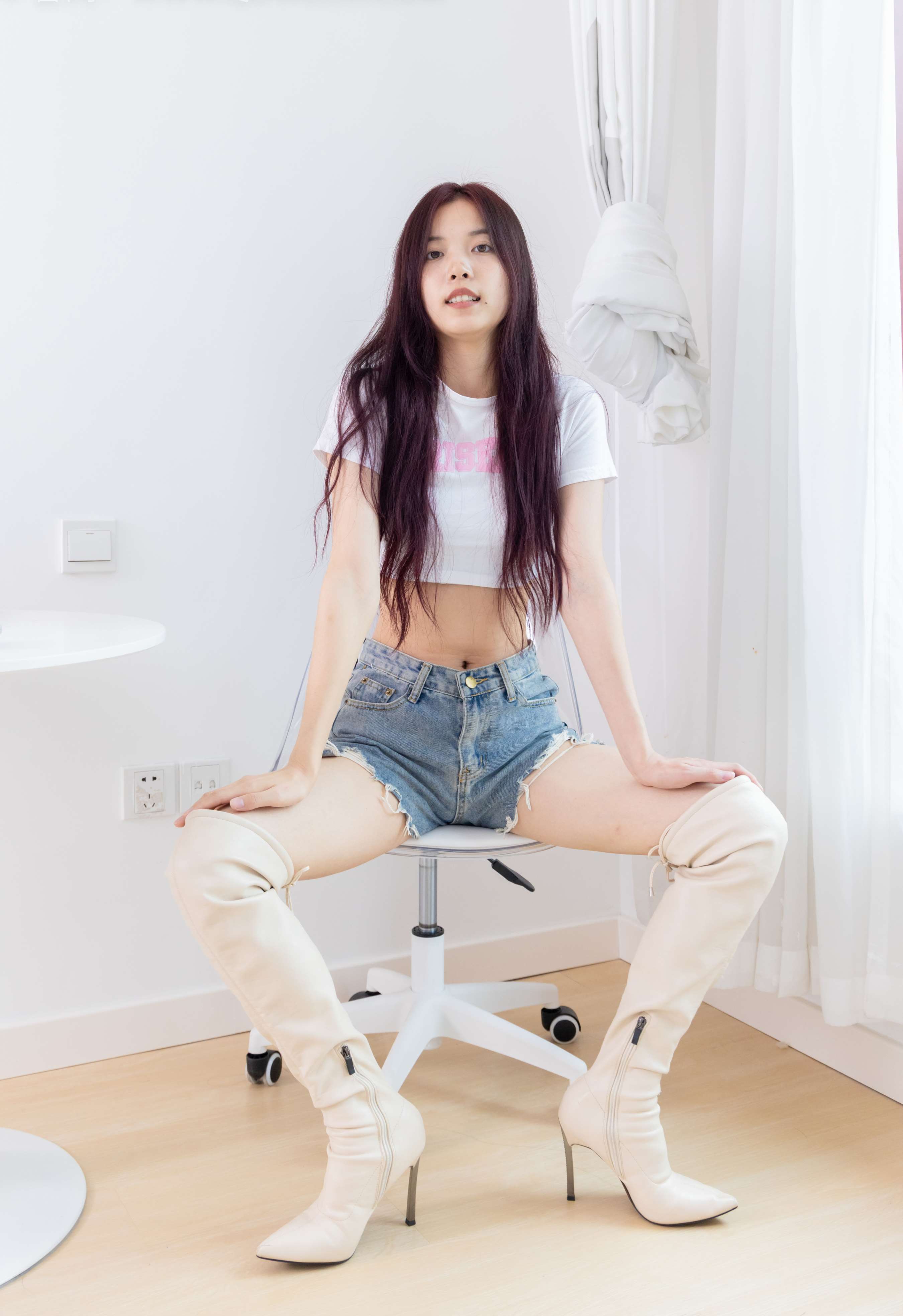 《茯苓-加州旅店》作品图