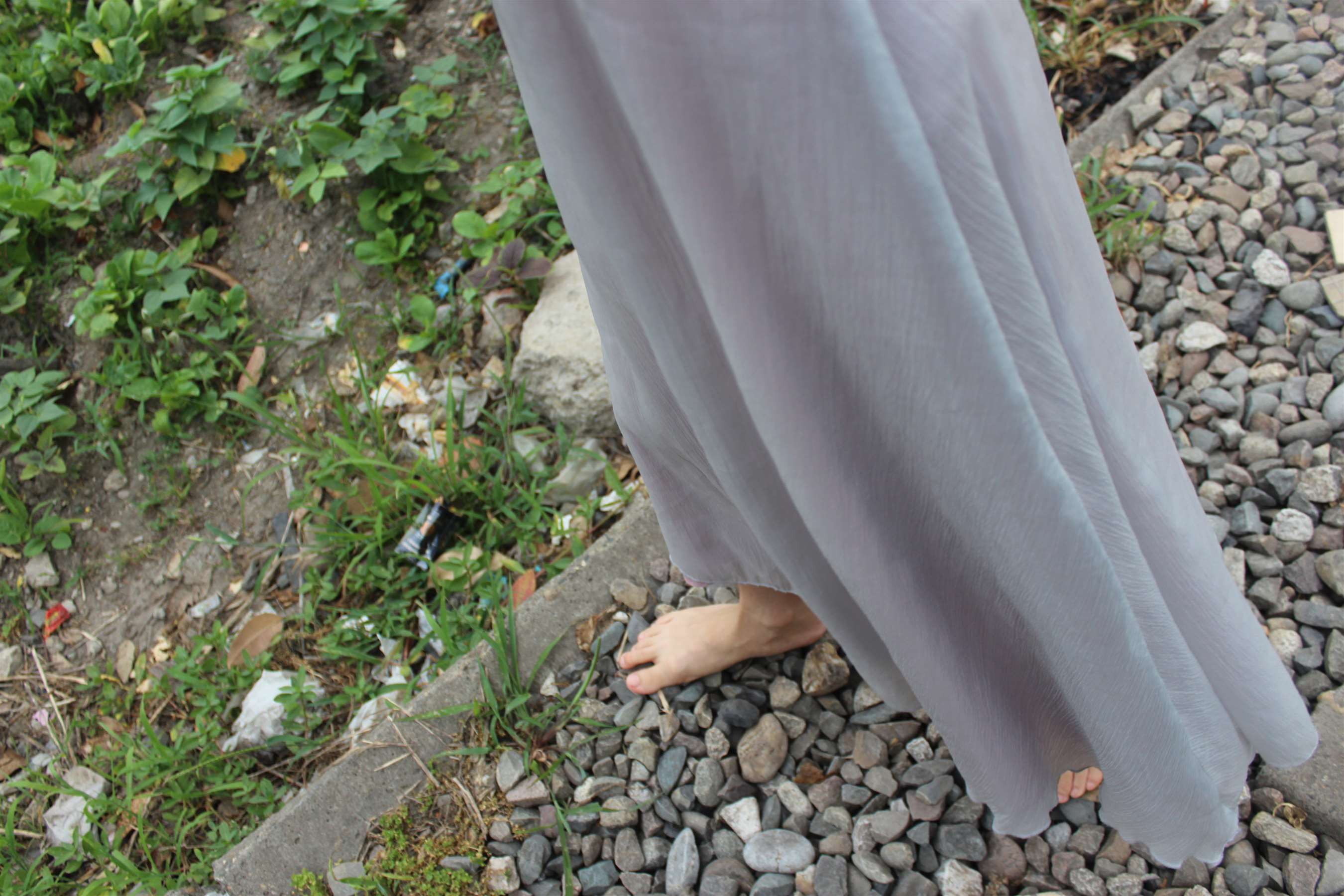 《巧子赤脚【套图+视频3个】》作品图