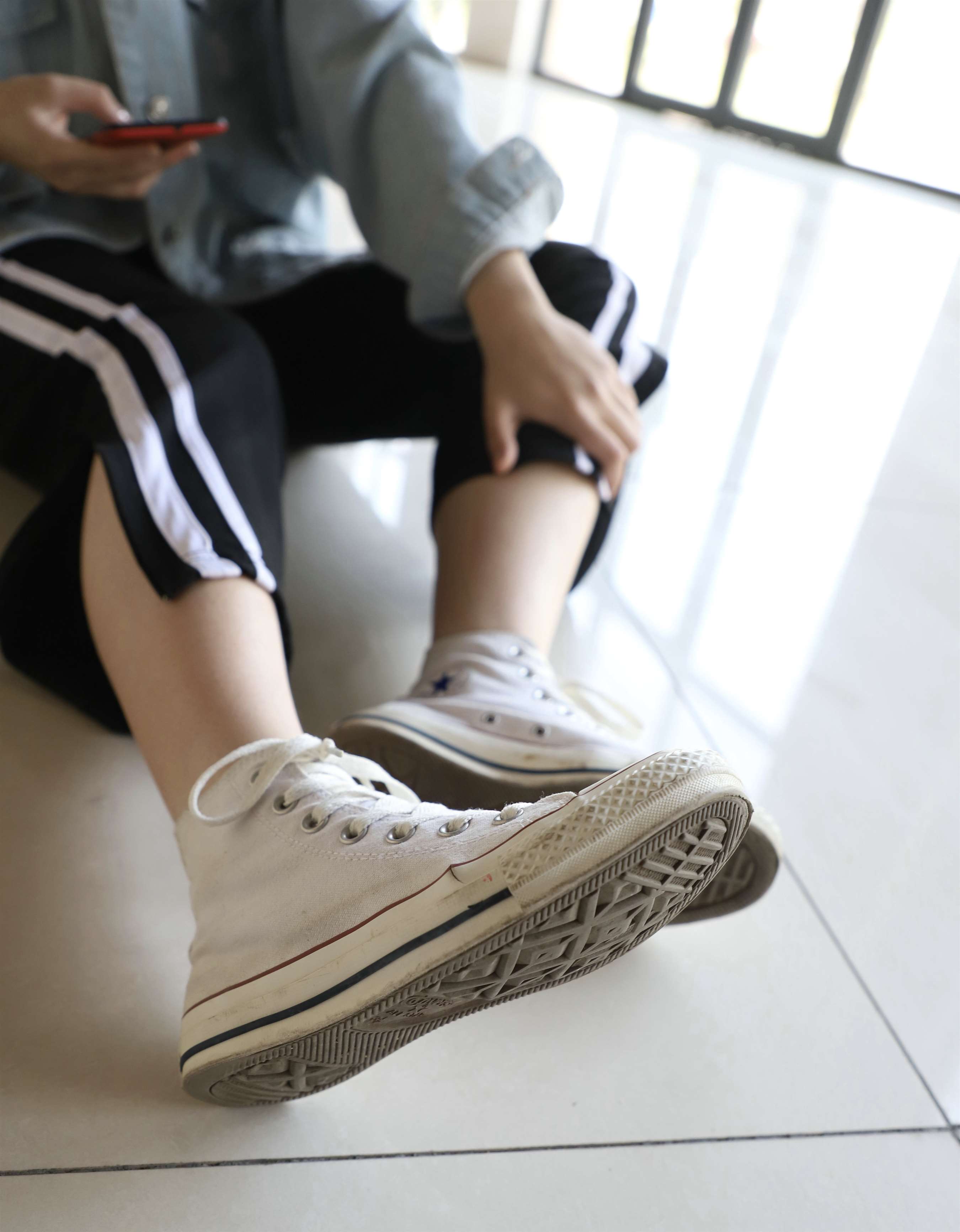 《咖啡馆》作品图