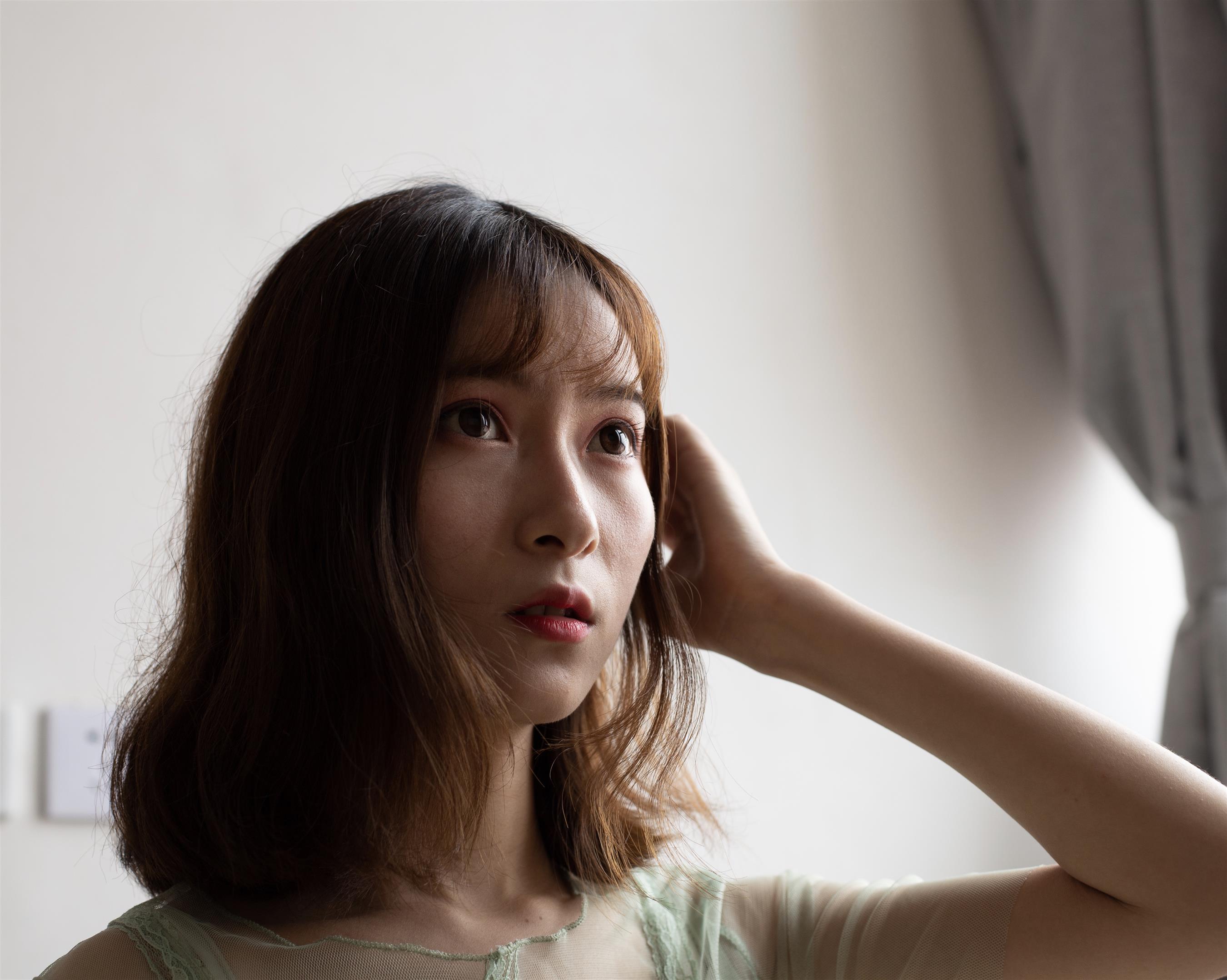 《绿裙公主袜+【视频1个网盘下载】》作品图