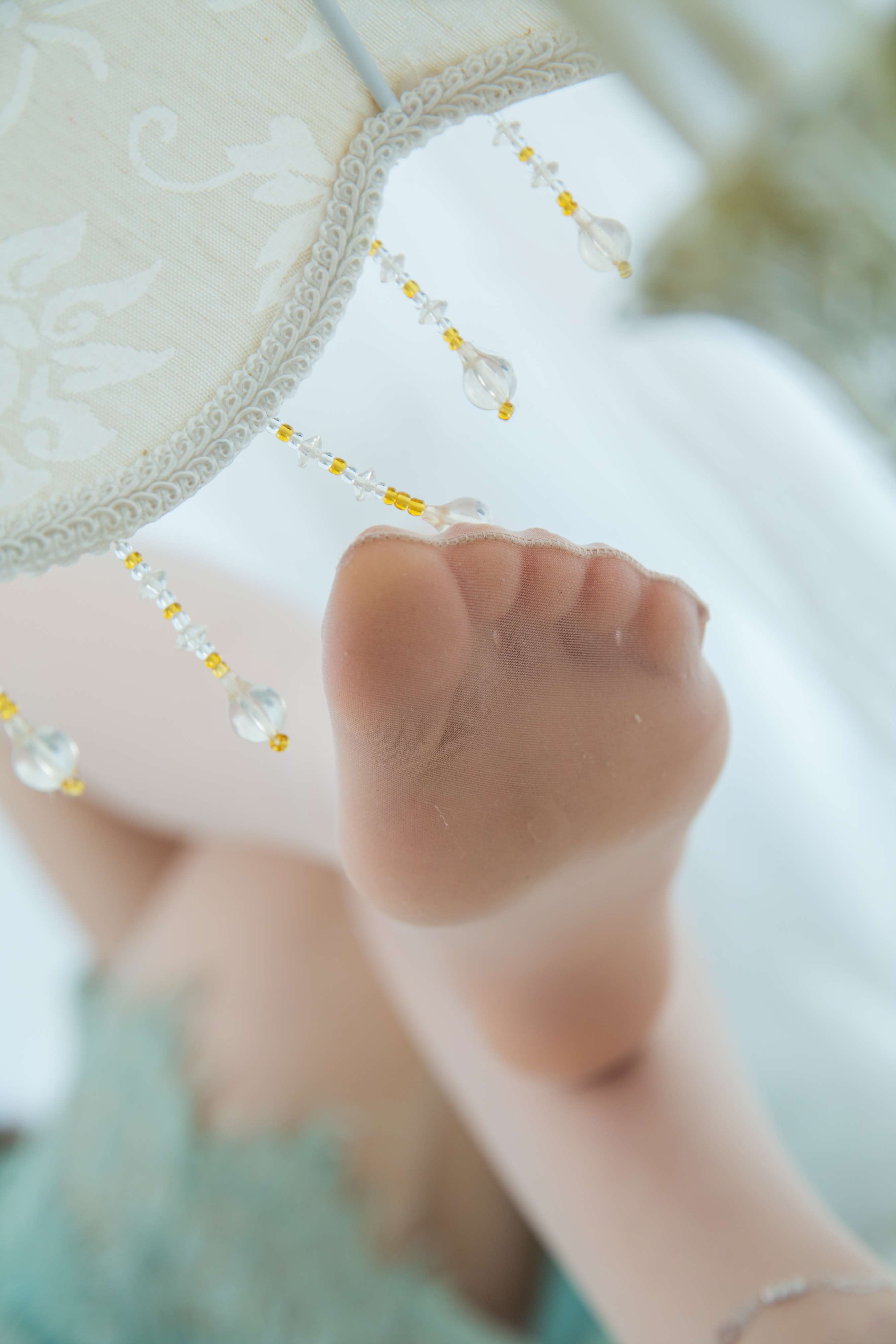 《Sia 绿色吊带》作品图