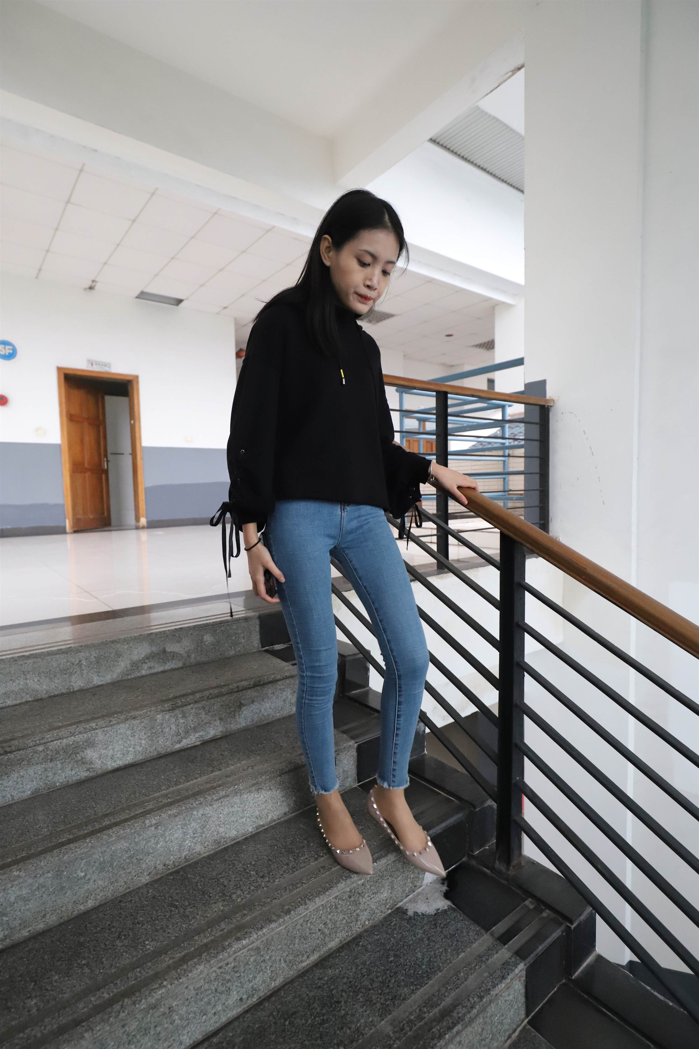 《牛仔丝脚丫+视频1个》作品图