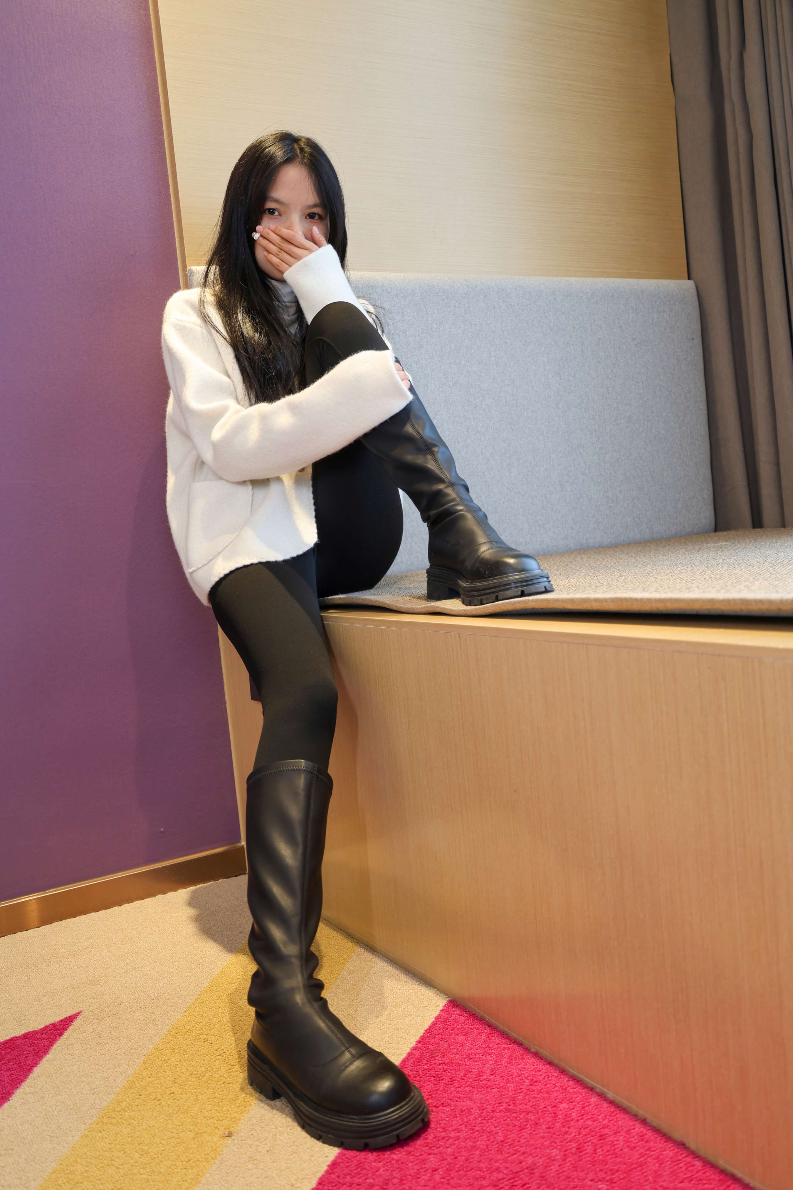 《少女长靴の船袜足》作品图