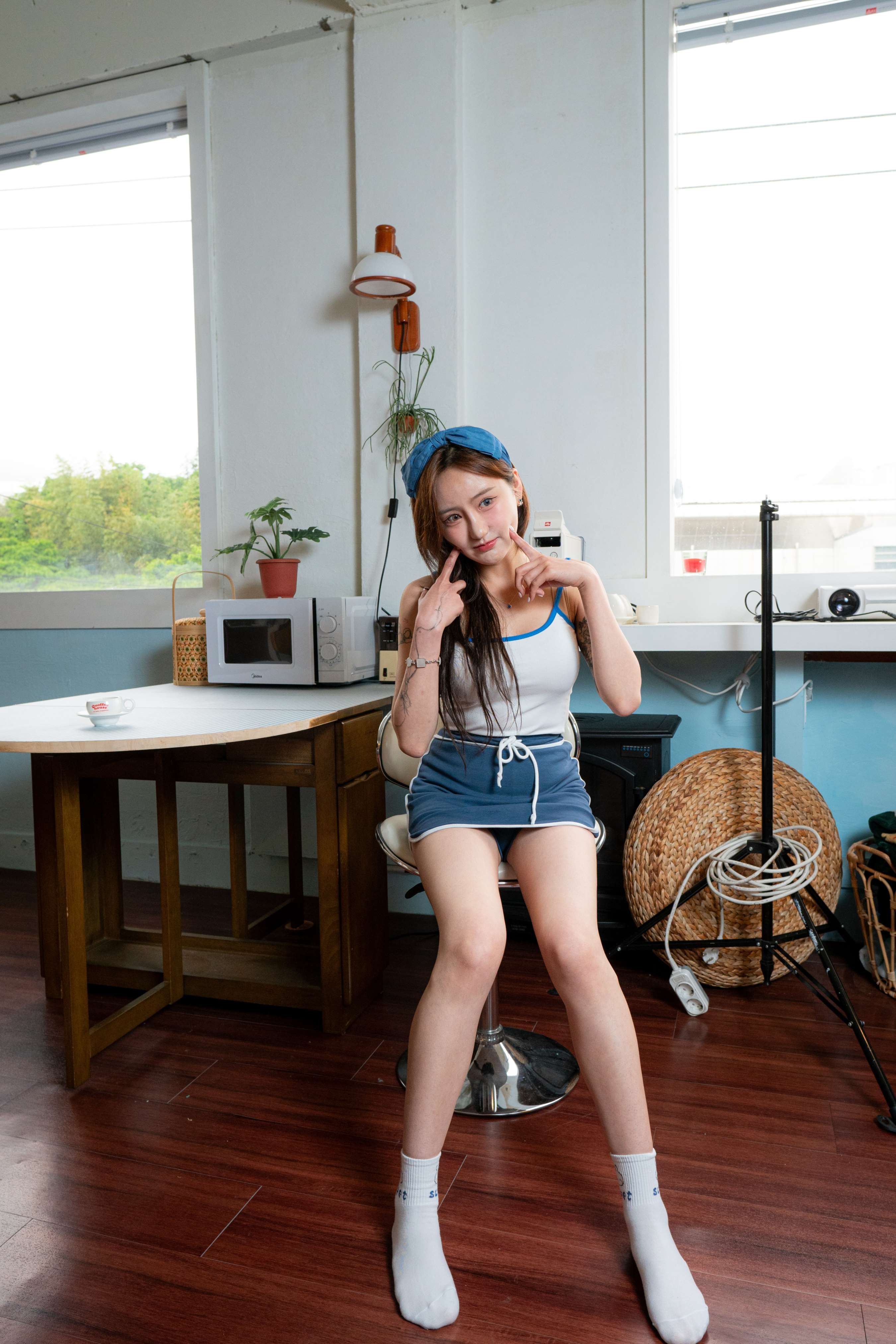 《小姐姐吊带の白棉袜》作品图