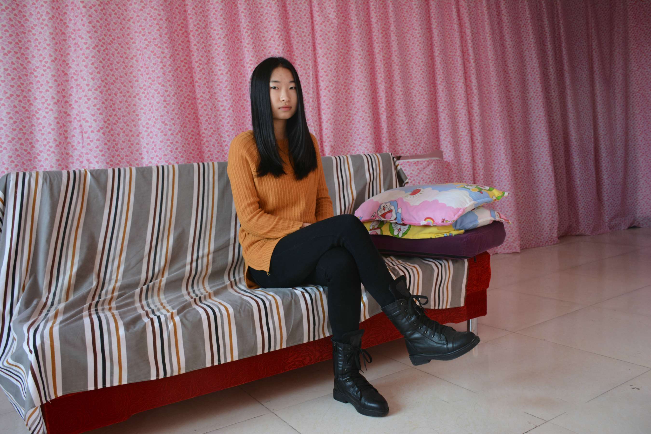 《吴静长靴の嫩足》作品图