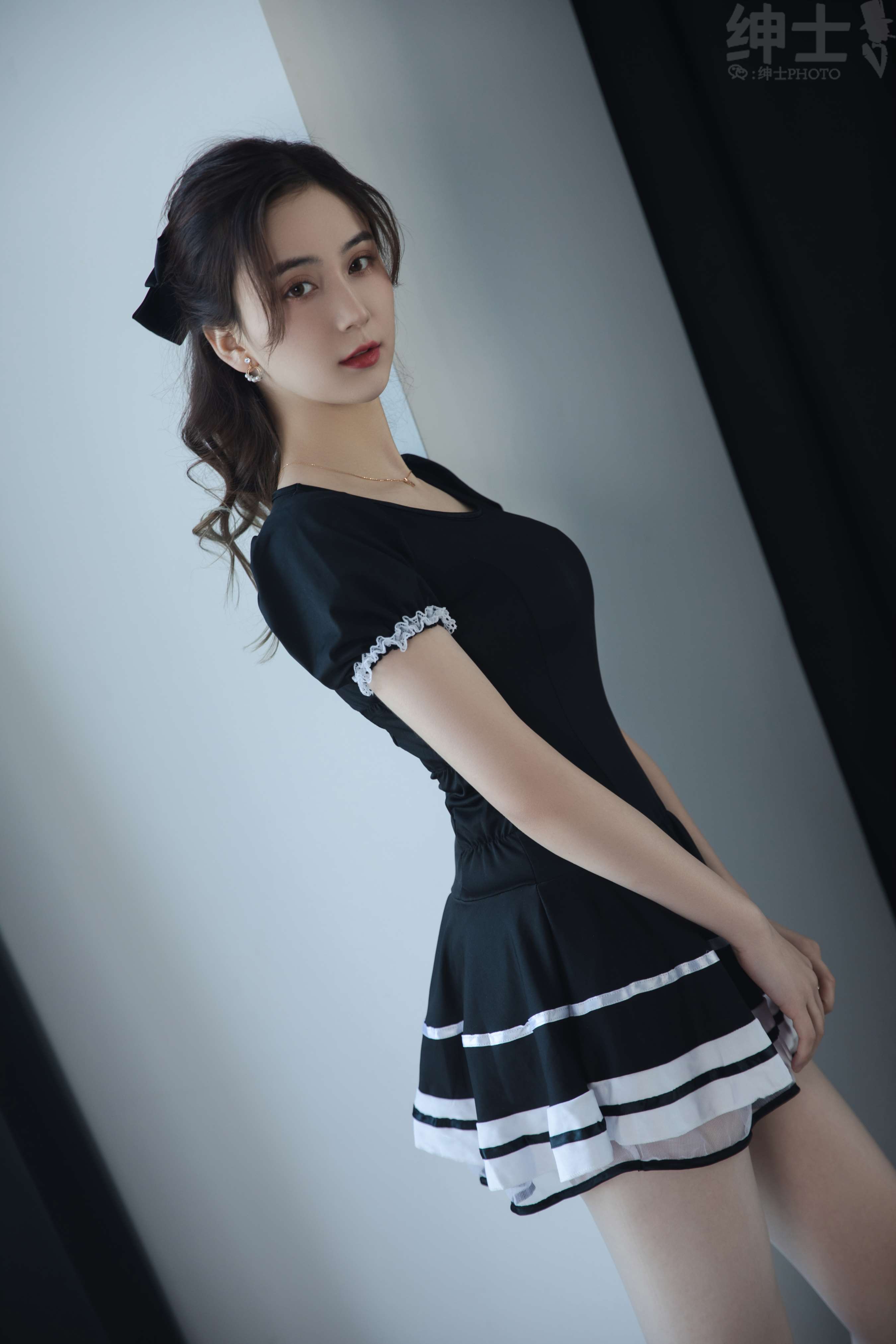 《帕丽高跟の丝足》作品图