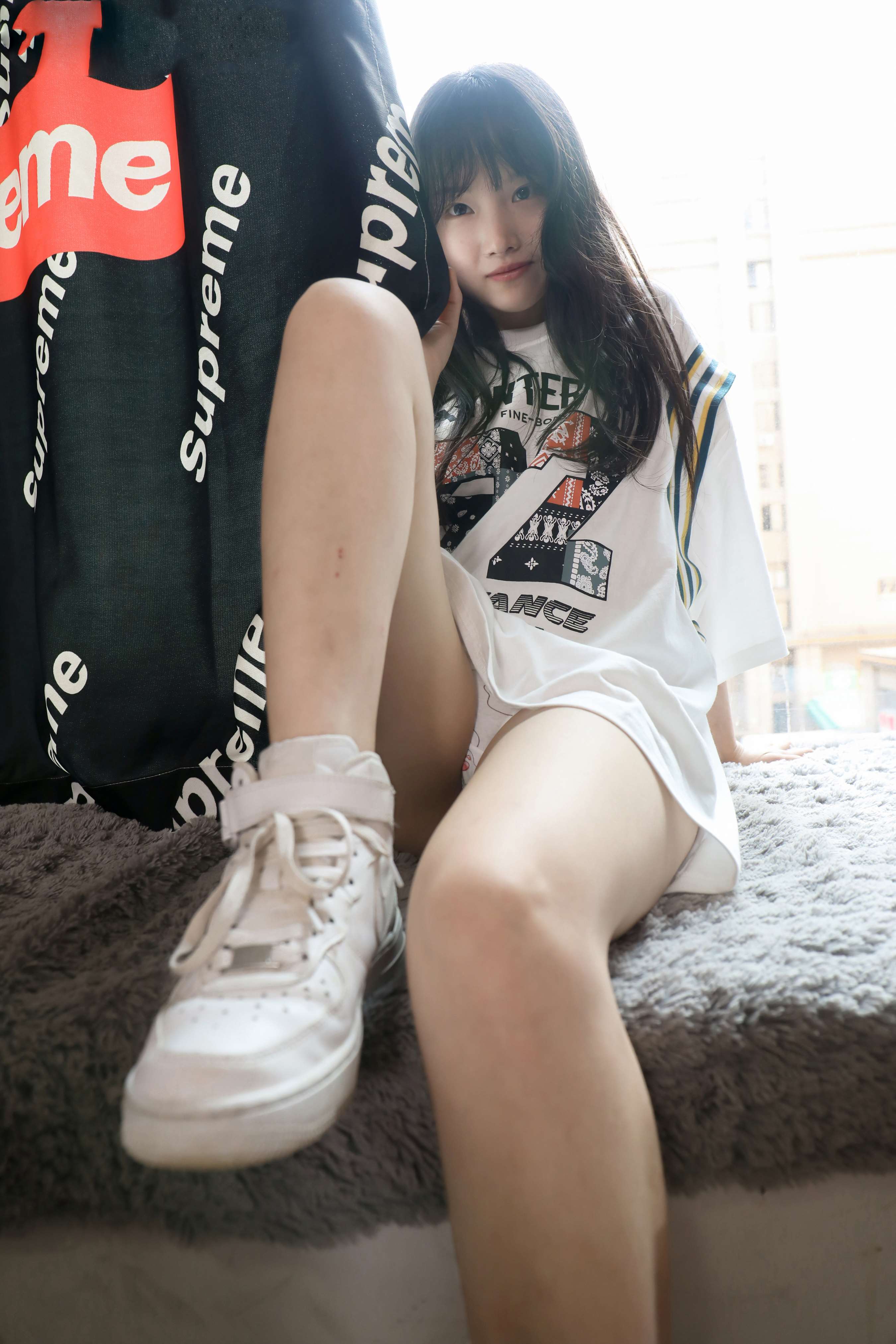 《灵唯 肉丝》作品图