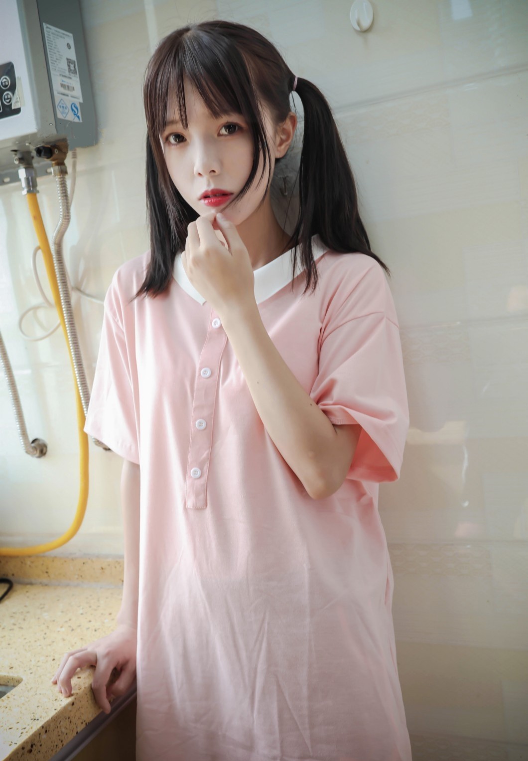 《嫩足玩酸奶》作品图