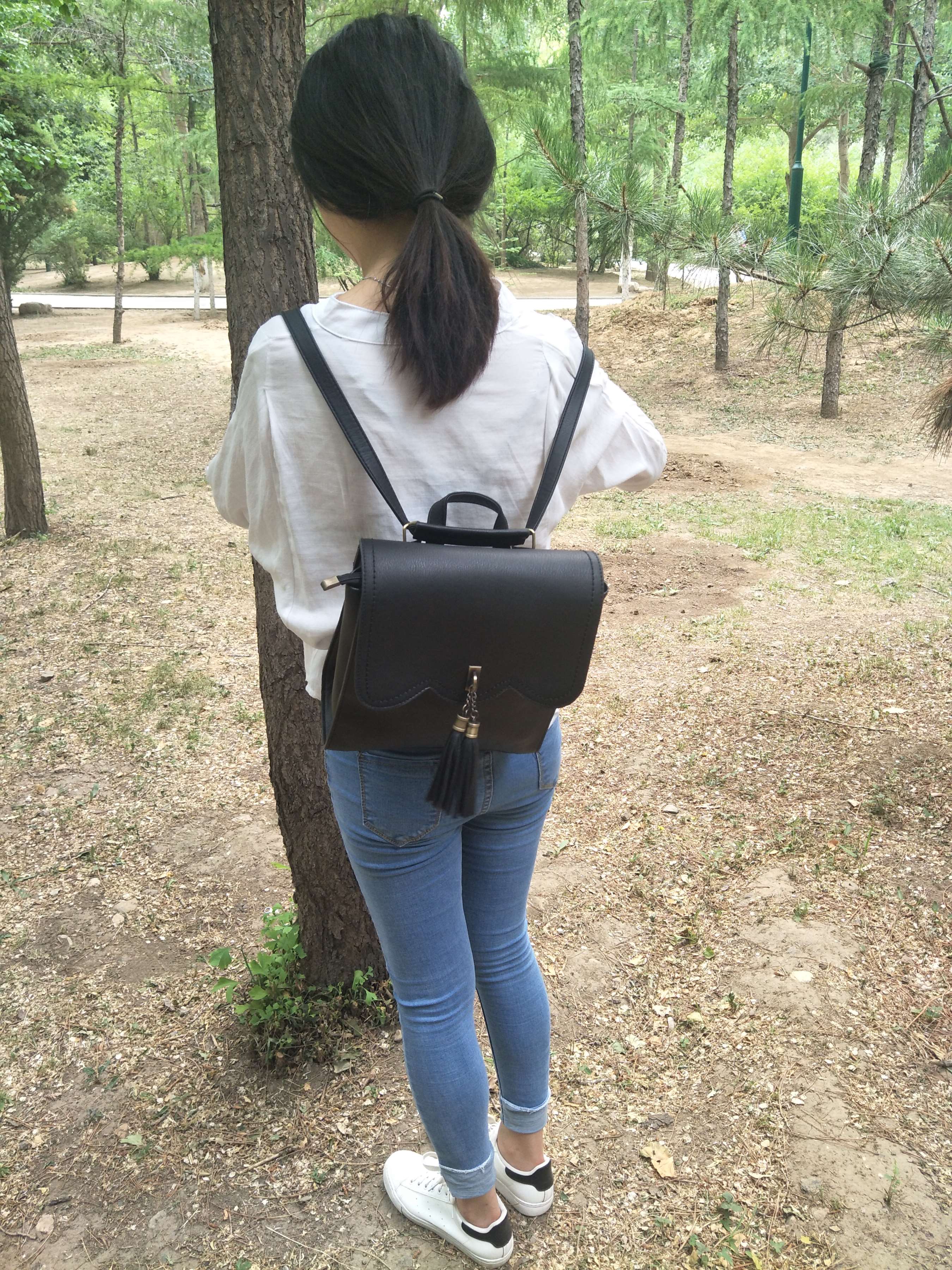 《堂妹紧牛户外棉袜换网袜》作品图