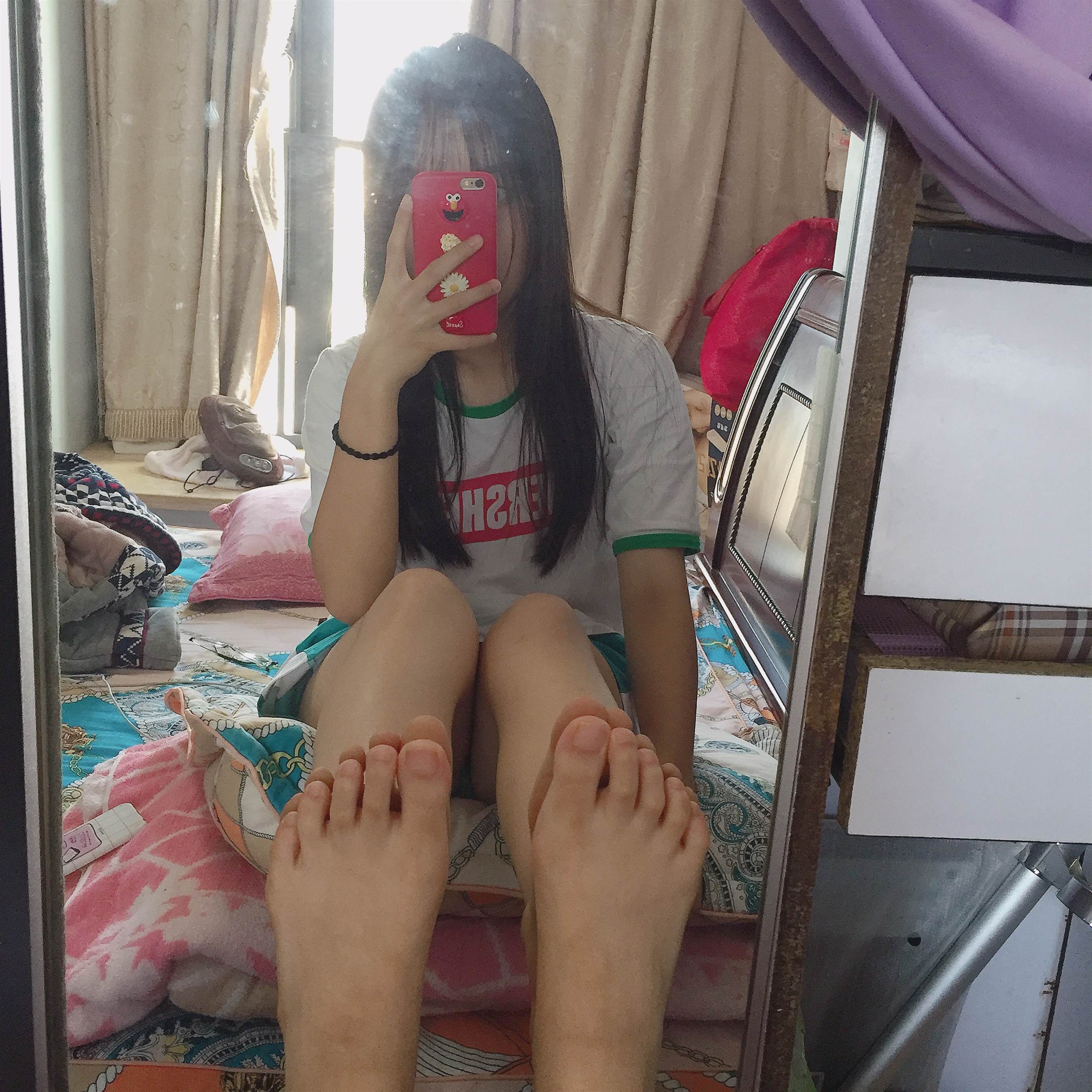 《悸动的清纯美少女》作品图